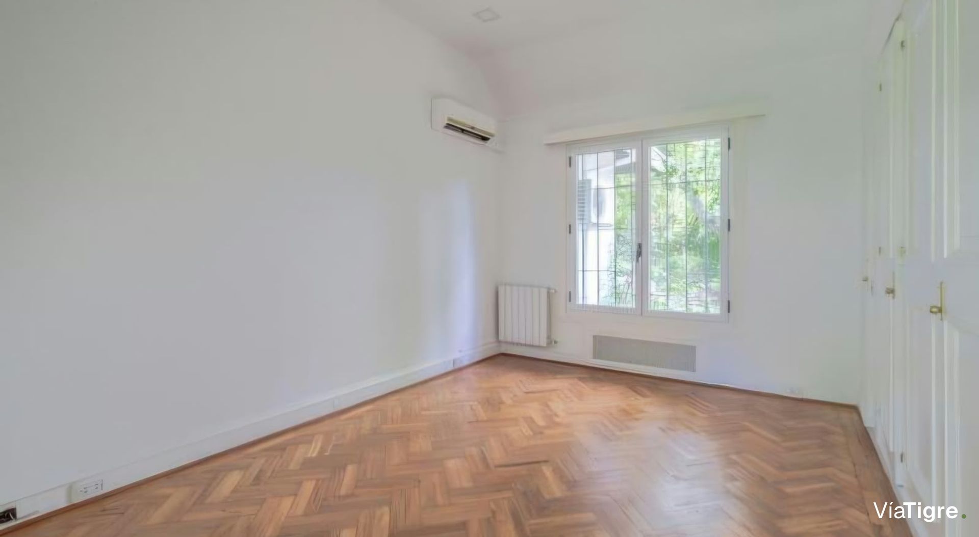 Venta Casa C/ Amplio Jardin B/Santa Rita, S.isidr0