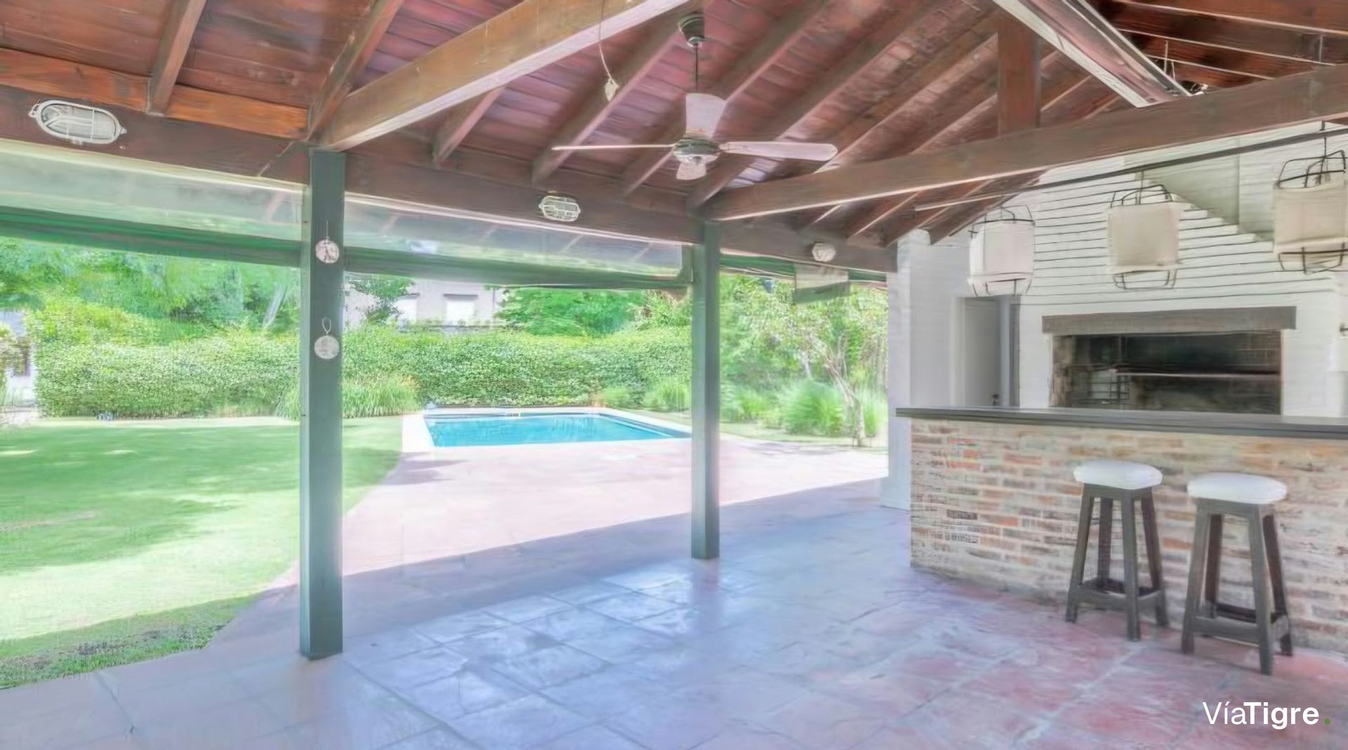 Venta Casa C/ Amplio Jardin B/Santa Rita, S.isidr0