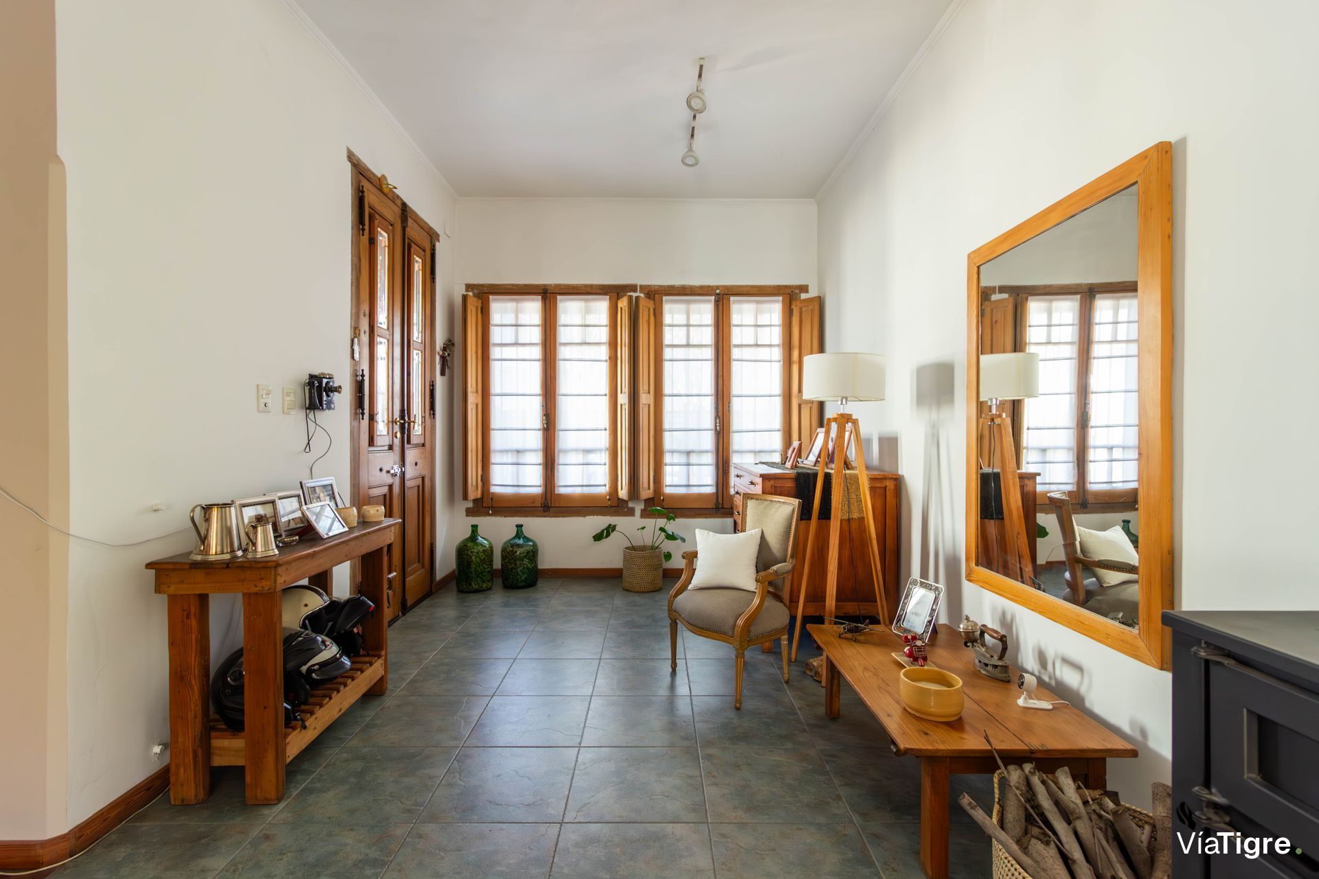 VENTA Casa 400m2 terreno Pileta/Jardín Martínez