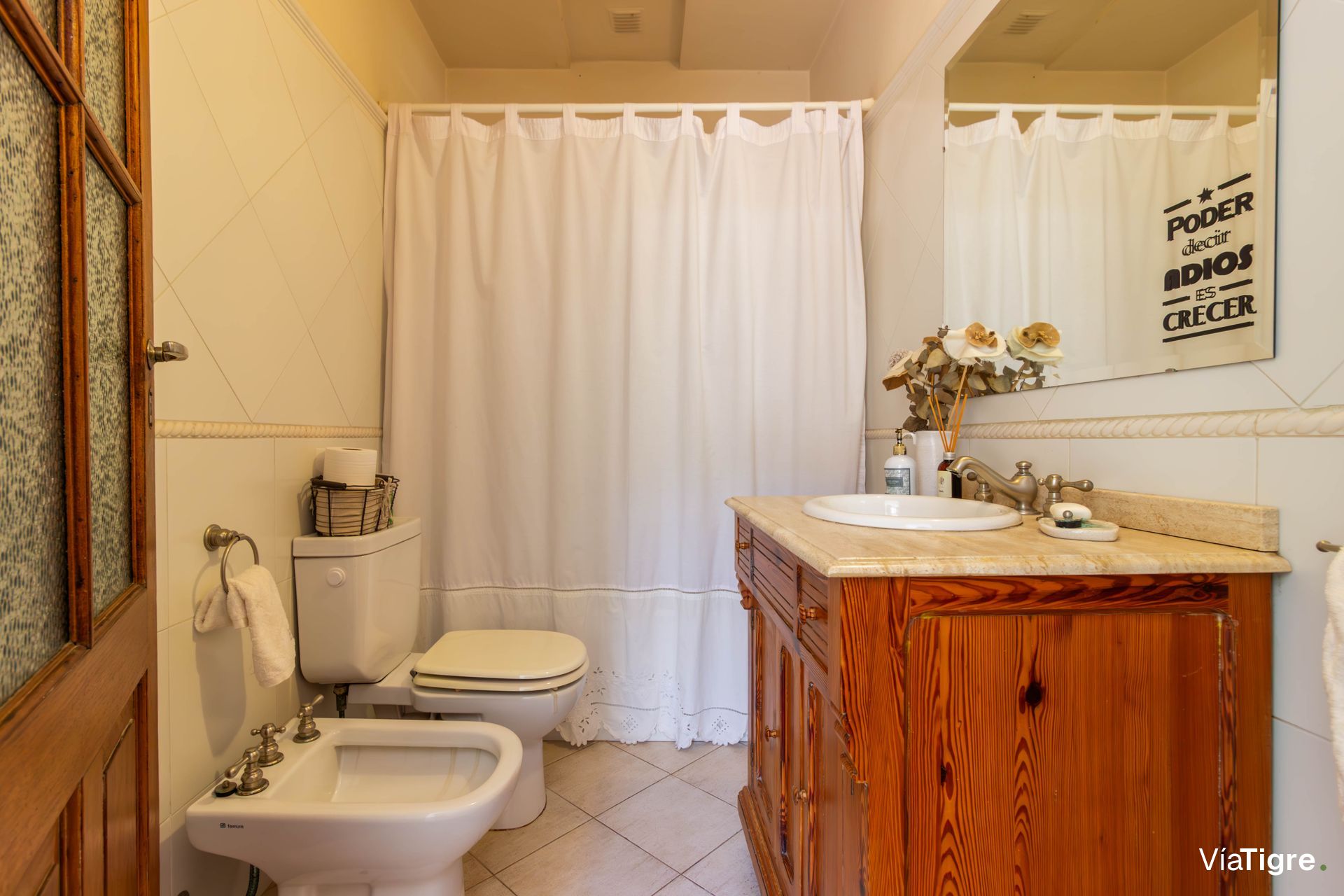 VENTA Casa 400m2 terreno Pileta/Jardín Martínez