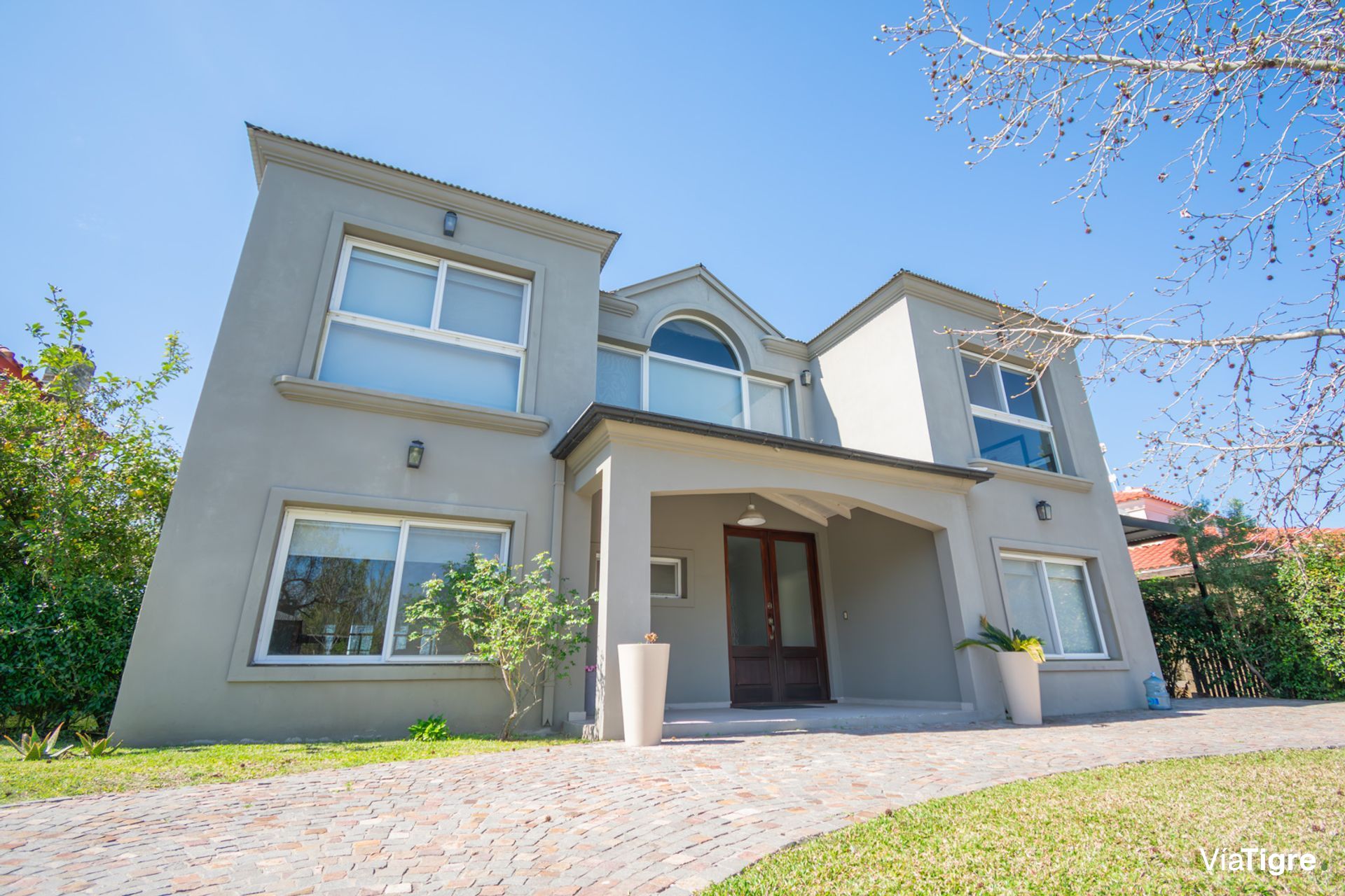 Venta Casa 6 Ambientes Barrio San Isidro Labrador