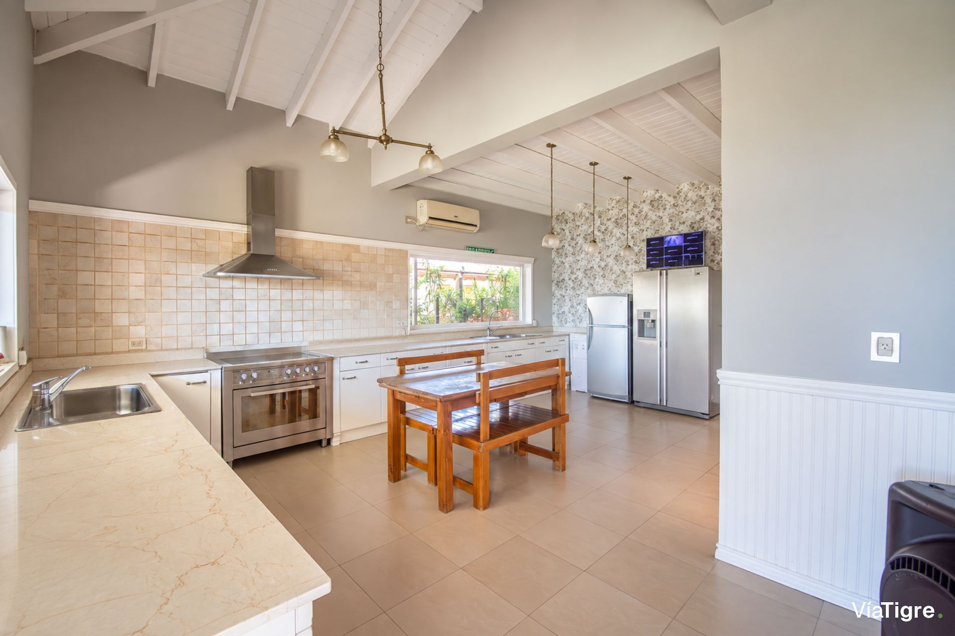 Venta Casa 6 Ambientes Barrio San Isidro Labrador