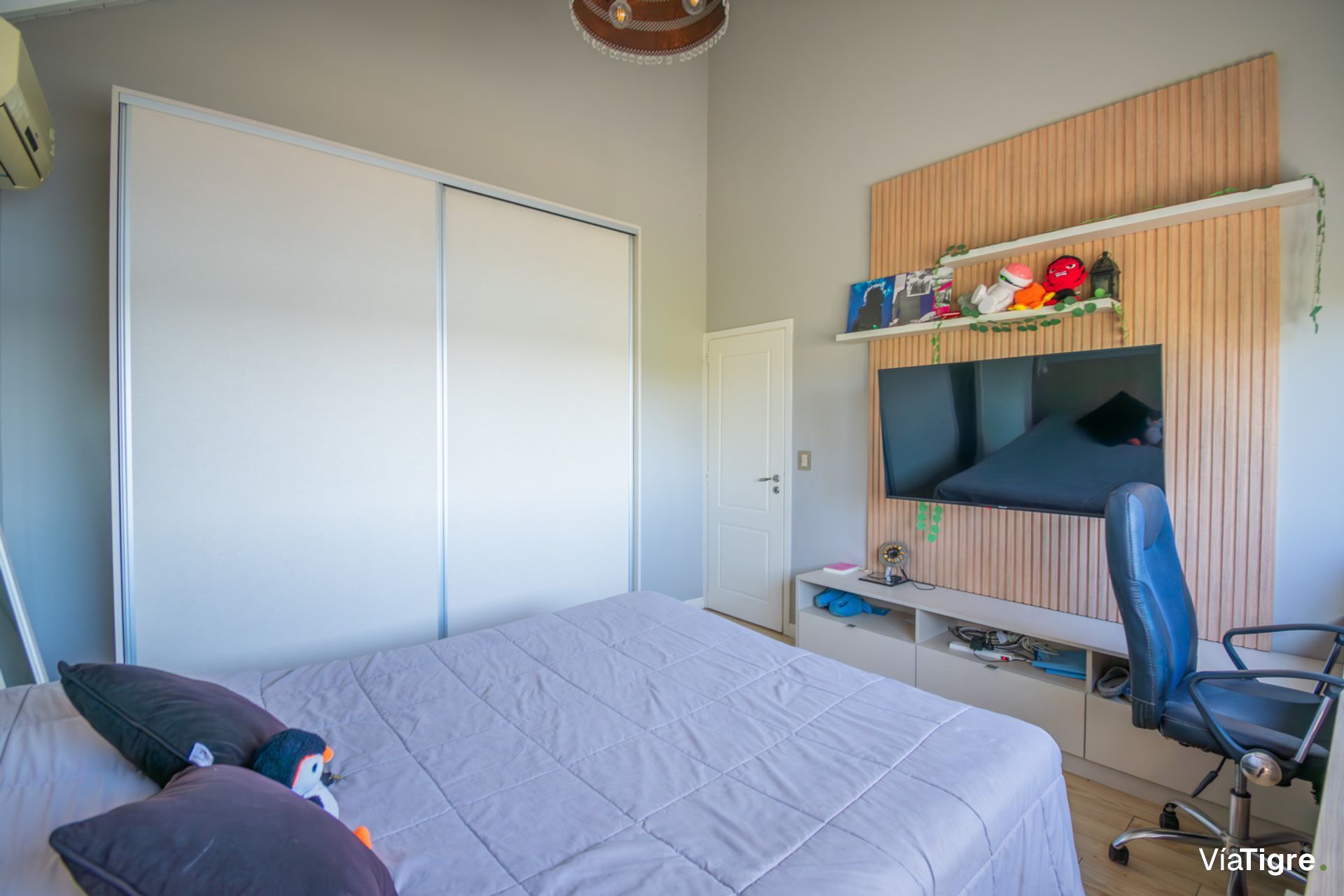 Venta Casa 6 Ambientes Barrio San Isidro Labrador
