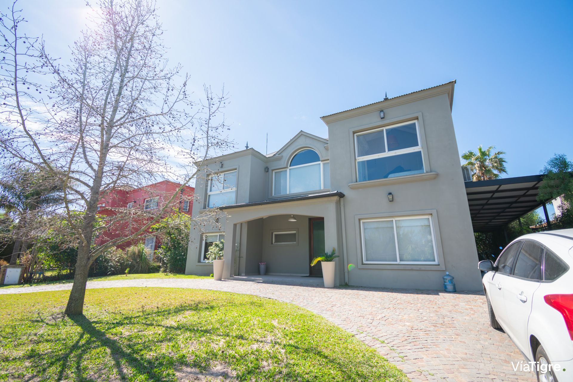 Venta Casa 6 Ambientes Barrio San Isidro Labrador