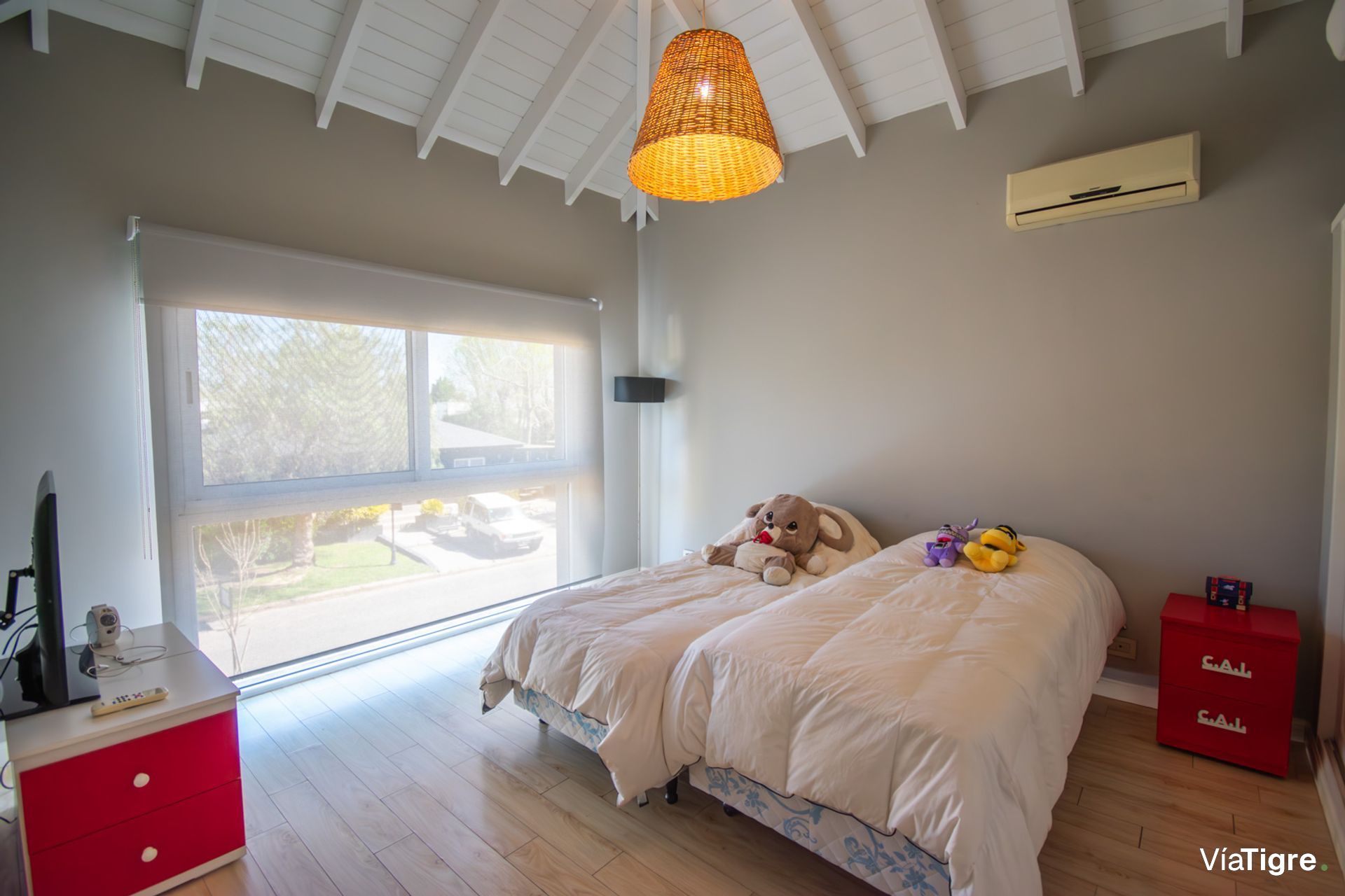 Venta Casa 6 Ambientes Barrio San Isidro Labrador