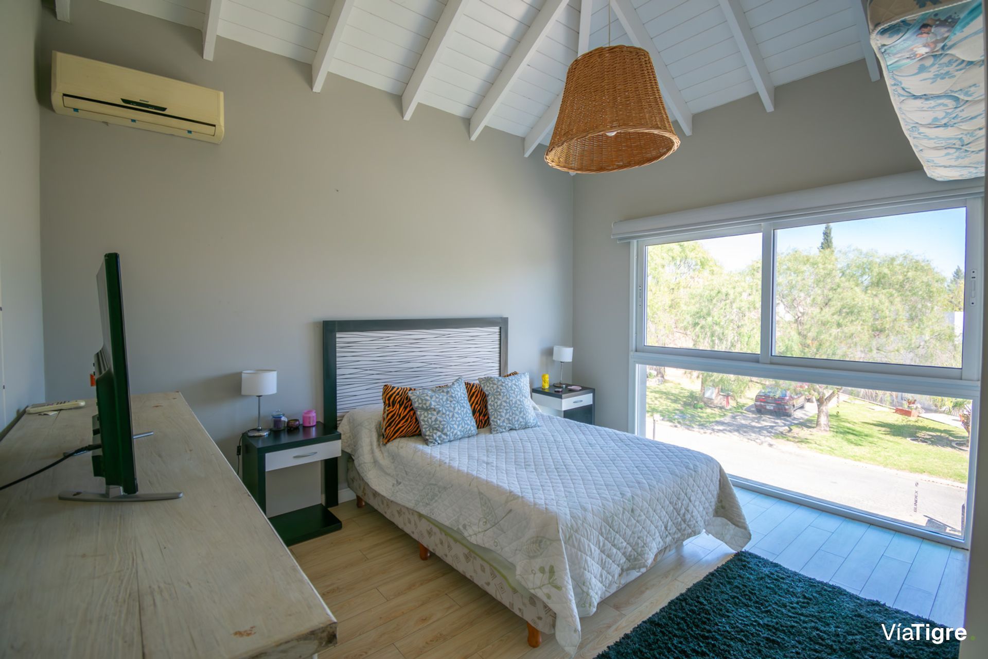 Venta Casa 6 Ambientes Barrio San Isidro Labrador