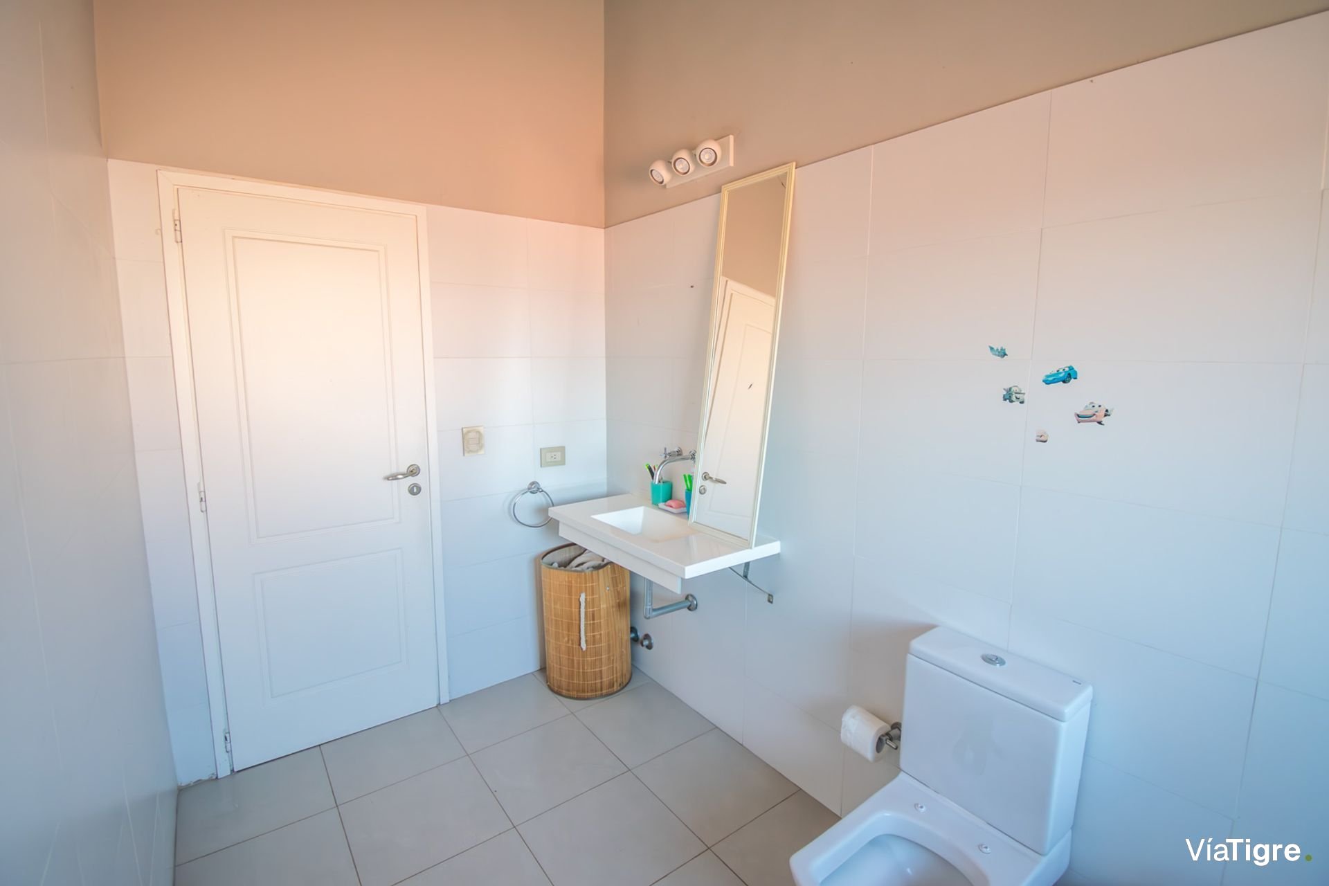 Venta Casa 6 Ambientes Barrio San Isidro Labrador