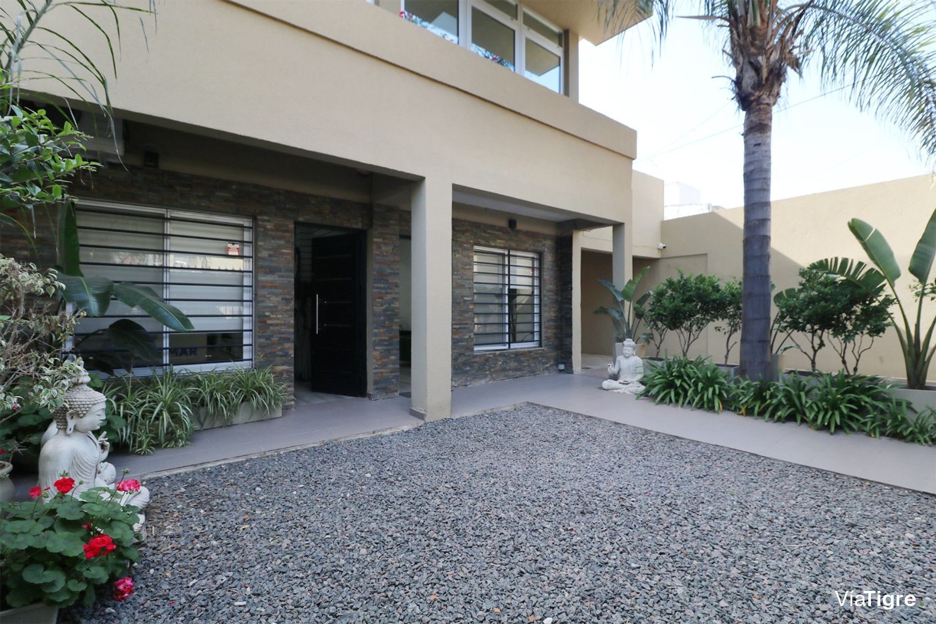 Venta Depósito Oficinas Cocheras Terraza Martinez
