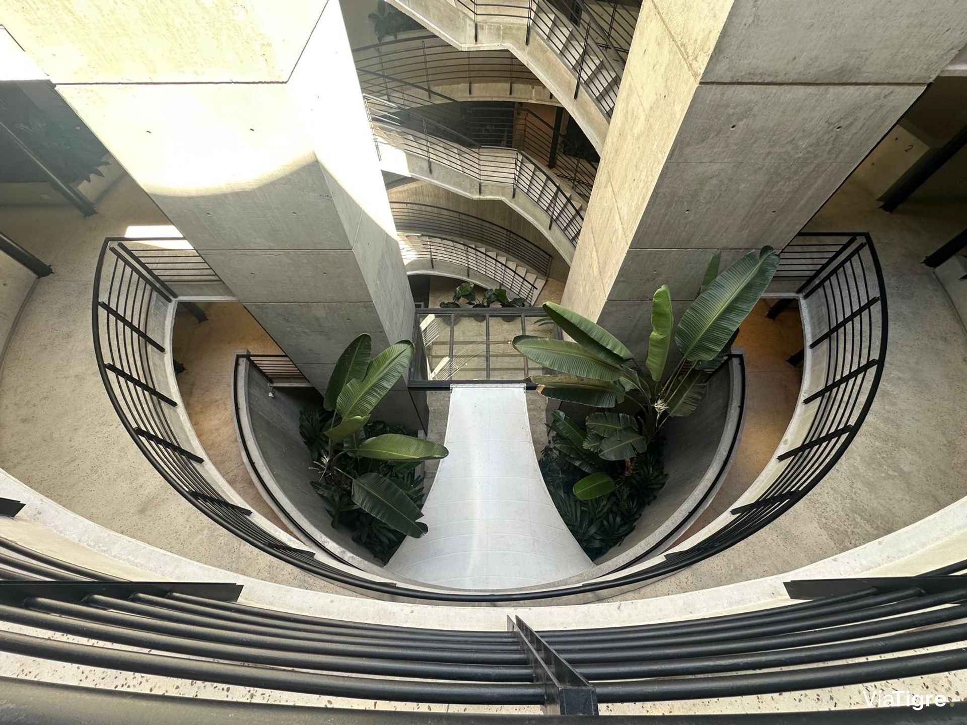 Departamento 4 amb en Venta en Urbana Las Lomas