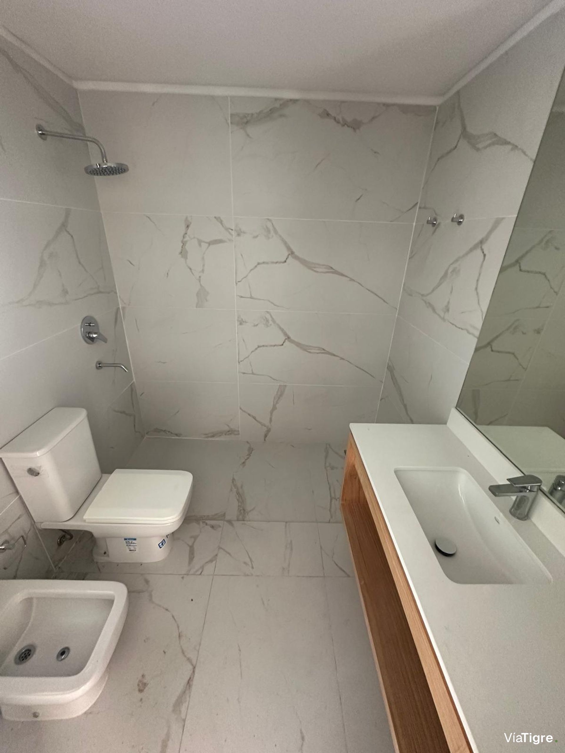Departamento 4 amb en Venta en Urbana Las Lomas