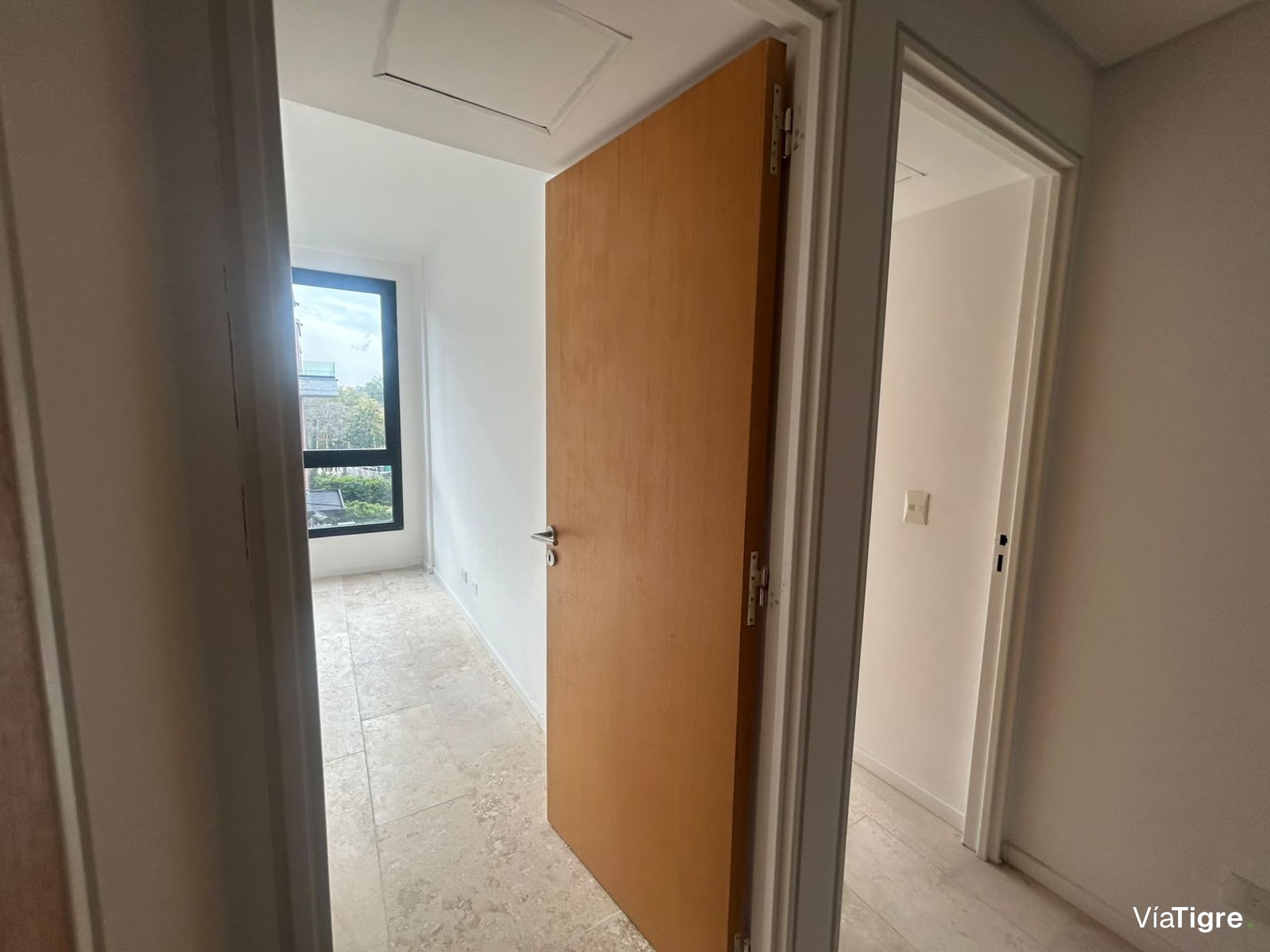Departamento 4 amb en Venta en Urbana Las Lomas
