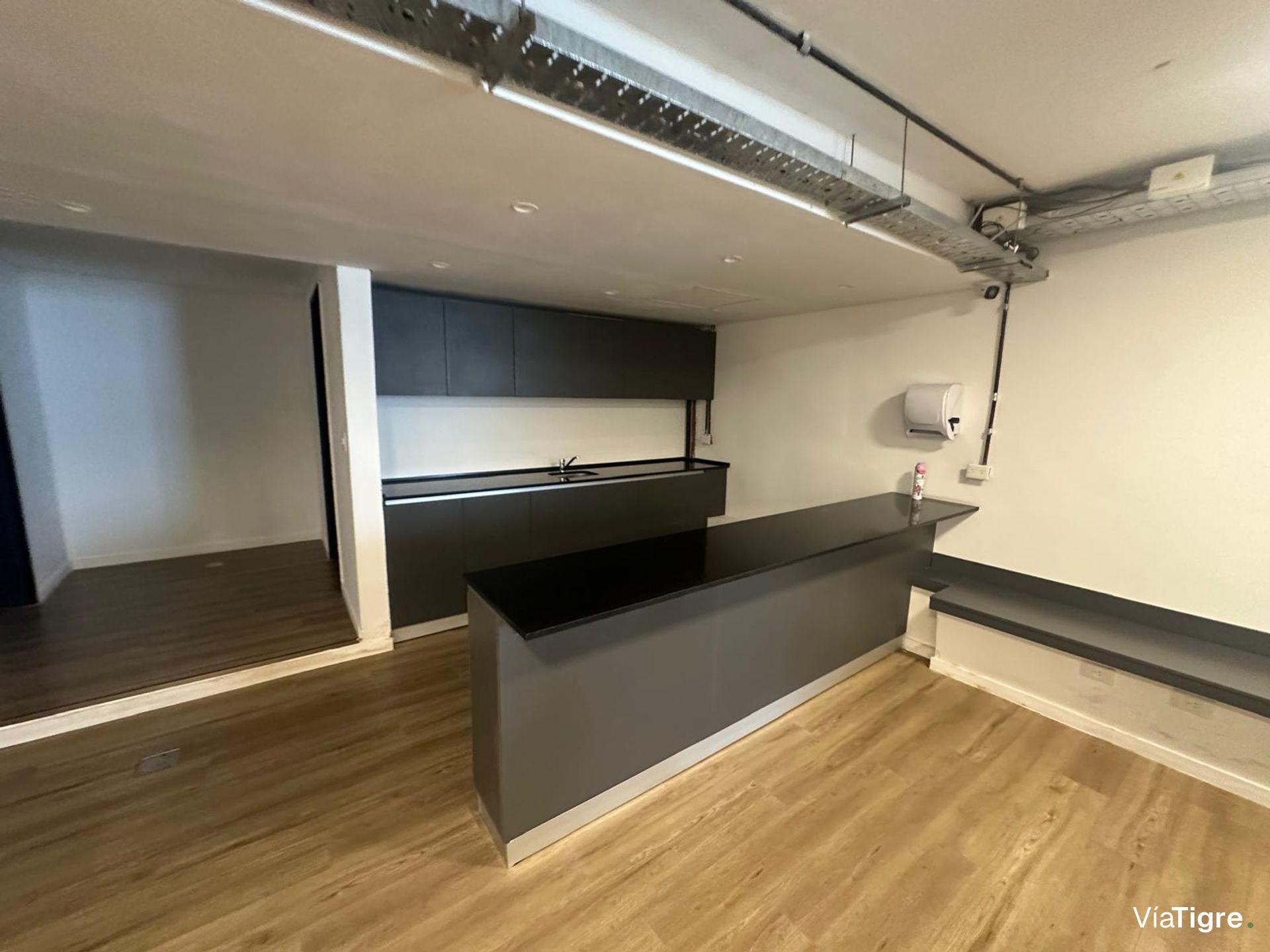 Departamento 4 amb en Venta en Urbana Las Lomas