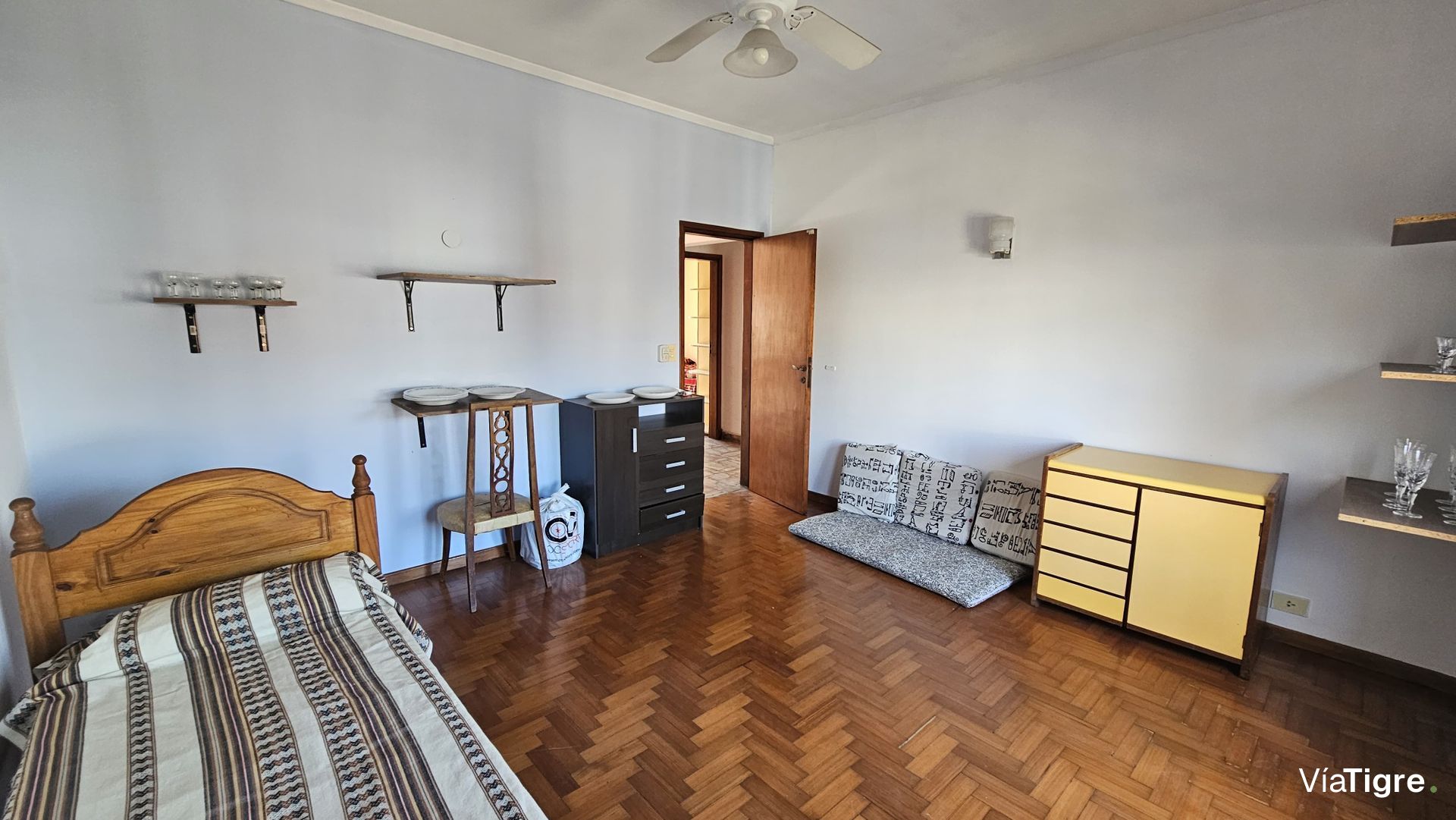 Venta casa multifamiliar con local Boulogne Pana
