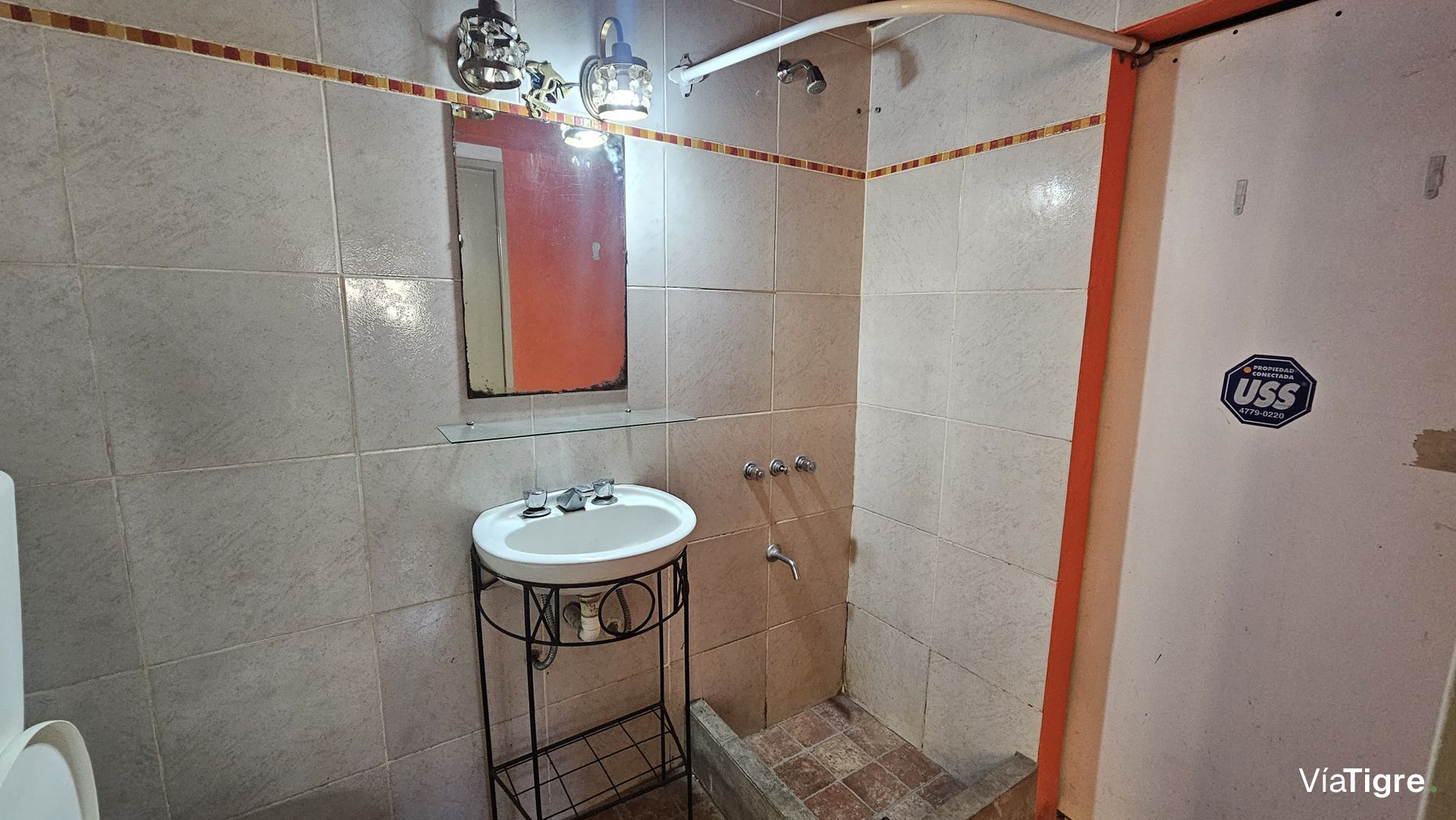 Venta casa multifamiliar con local Boulogne Pana