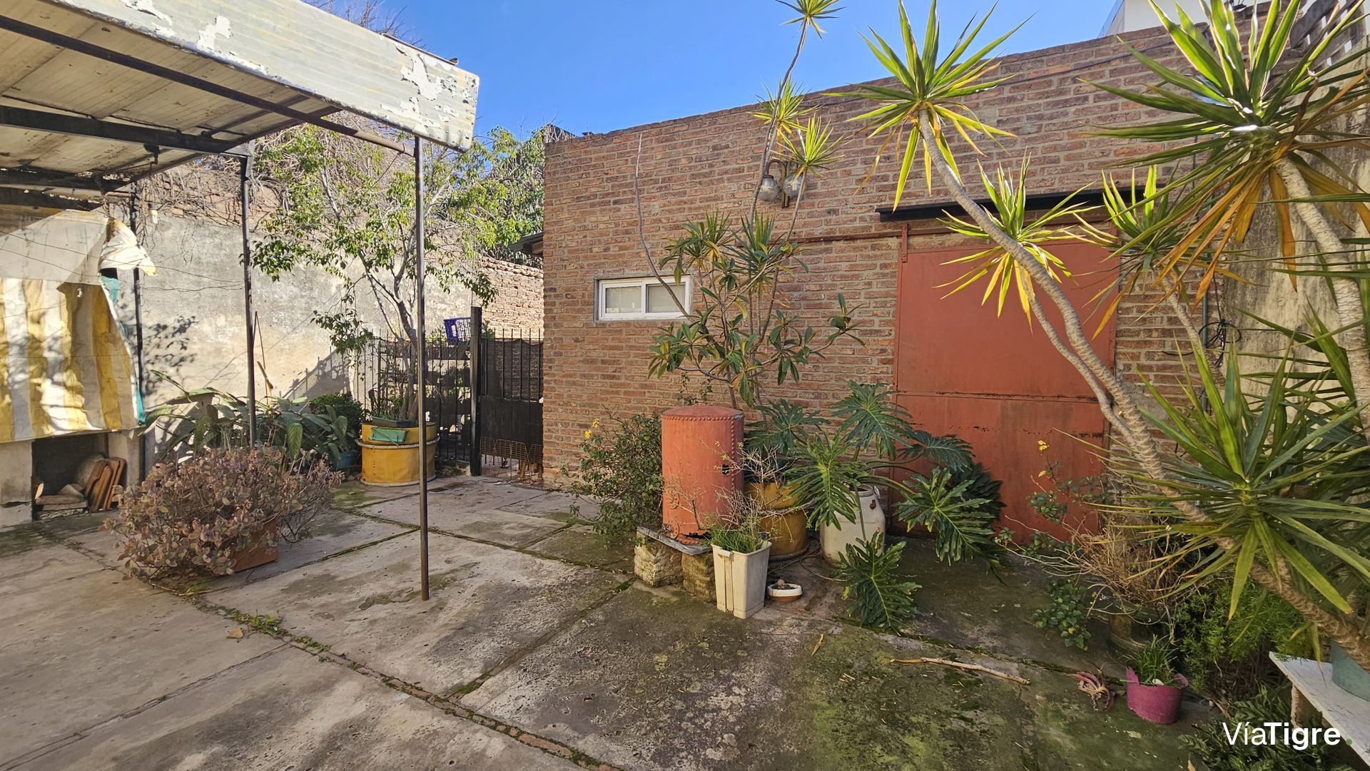 Venta casa multifamiliar con local Boulogne Pana