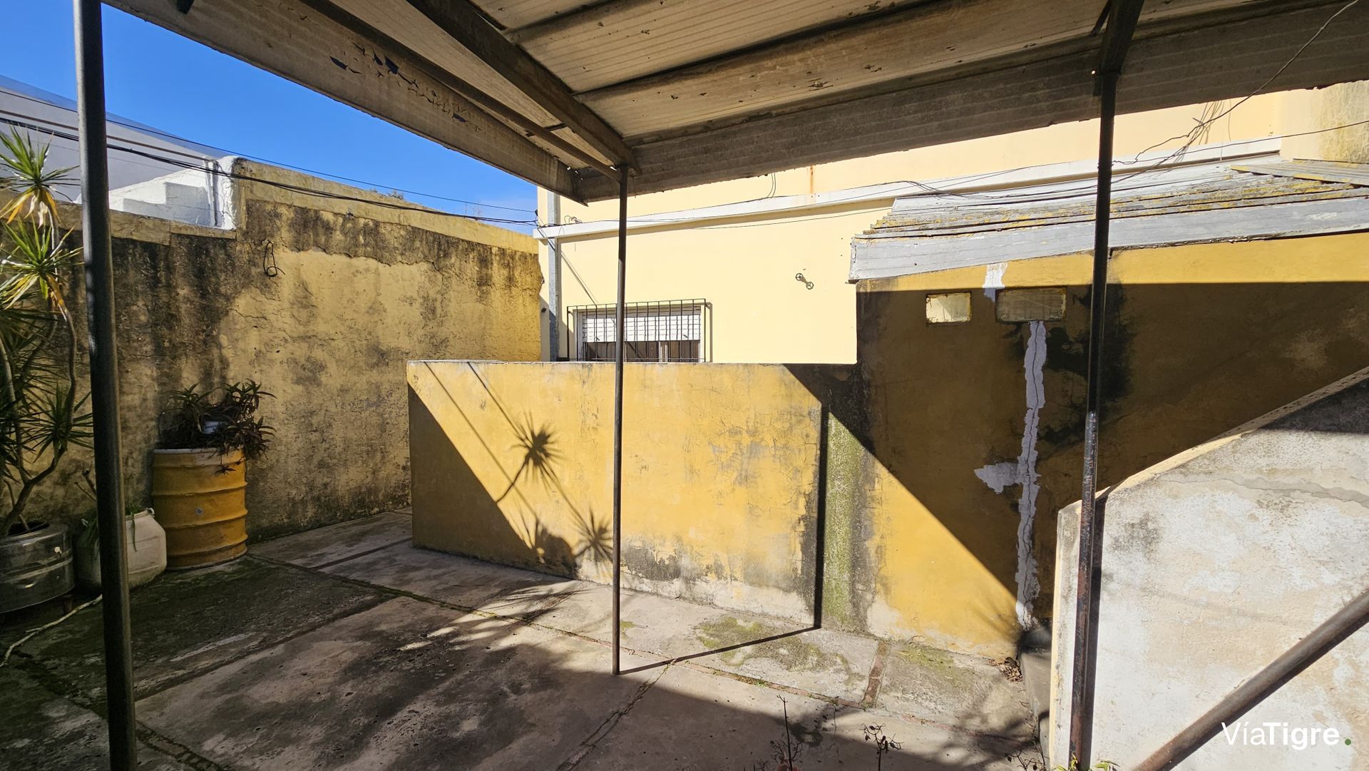 Venta casa multifamiliar con local Boulogne Pana