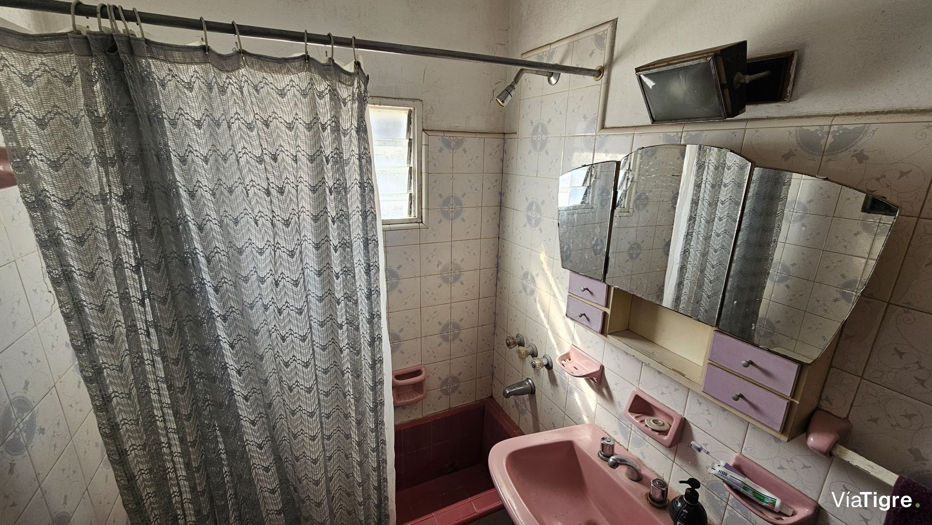 Venta casa multifamiliar con local Boulogne Pana
