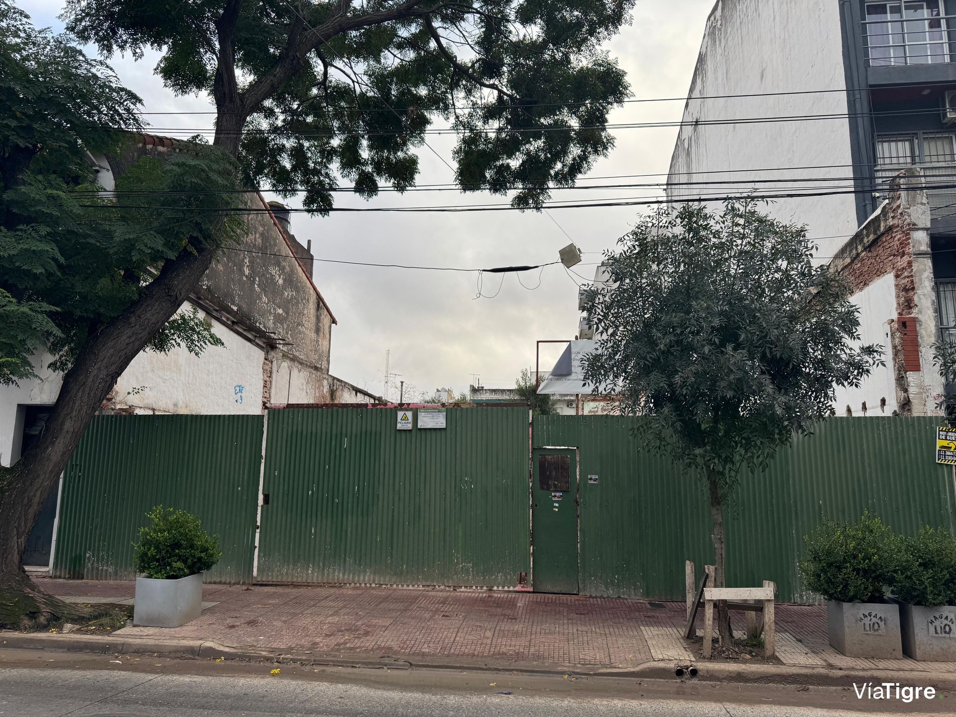 Depto venta San Fernando cochera baulera financia