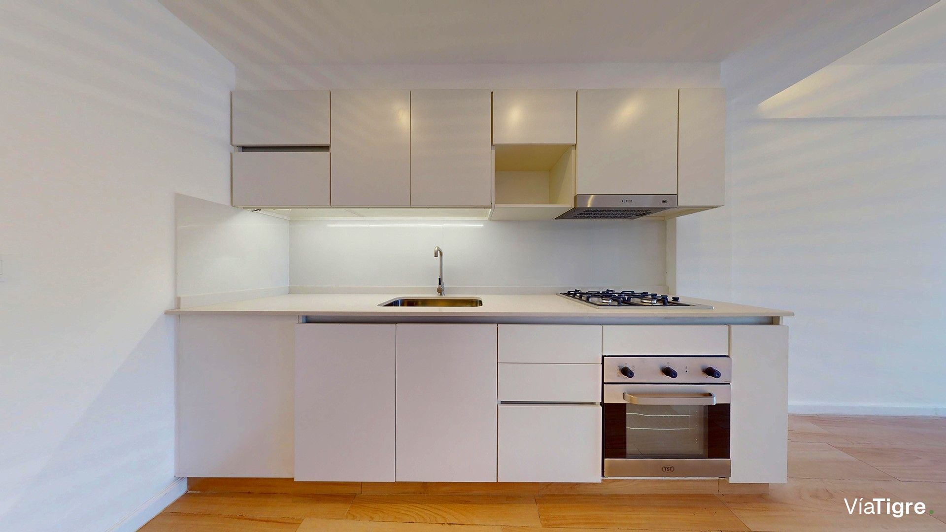 Venta dto 3 amb terraza propia FINANCIACION 175 C