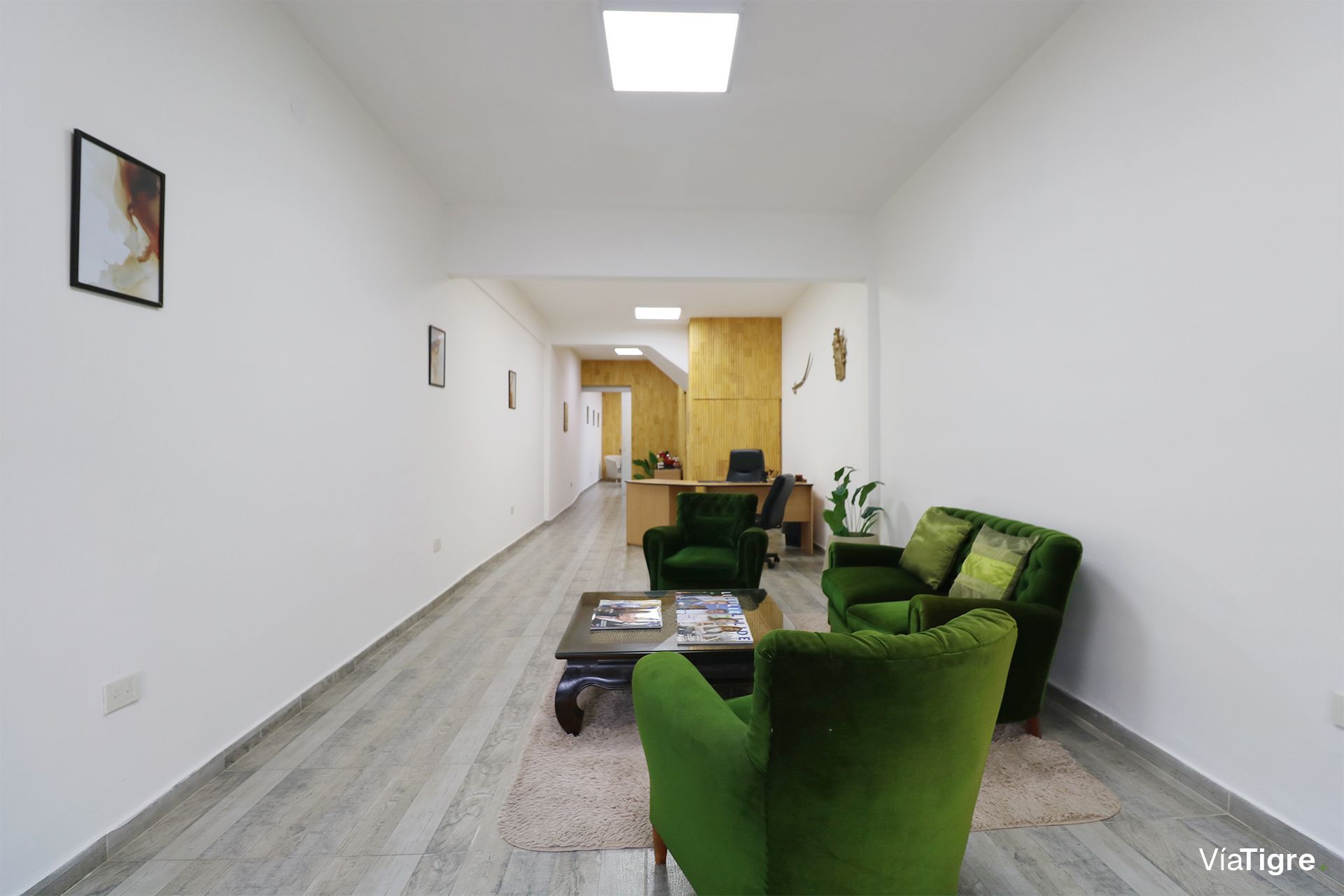 Venta Oficina Depósito Cochera Terraza Martinez