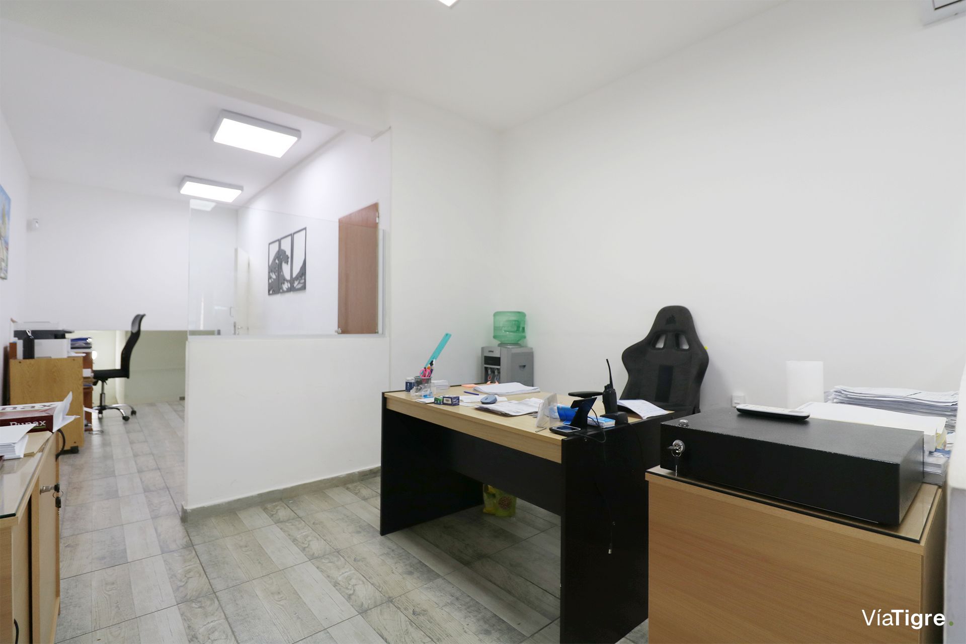 Venta Oficina Depósito Cochera Terraza Martinez
