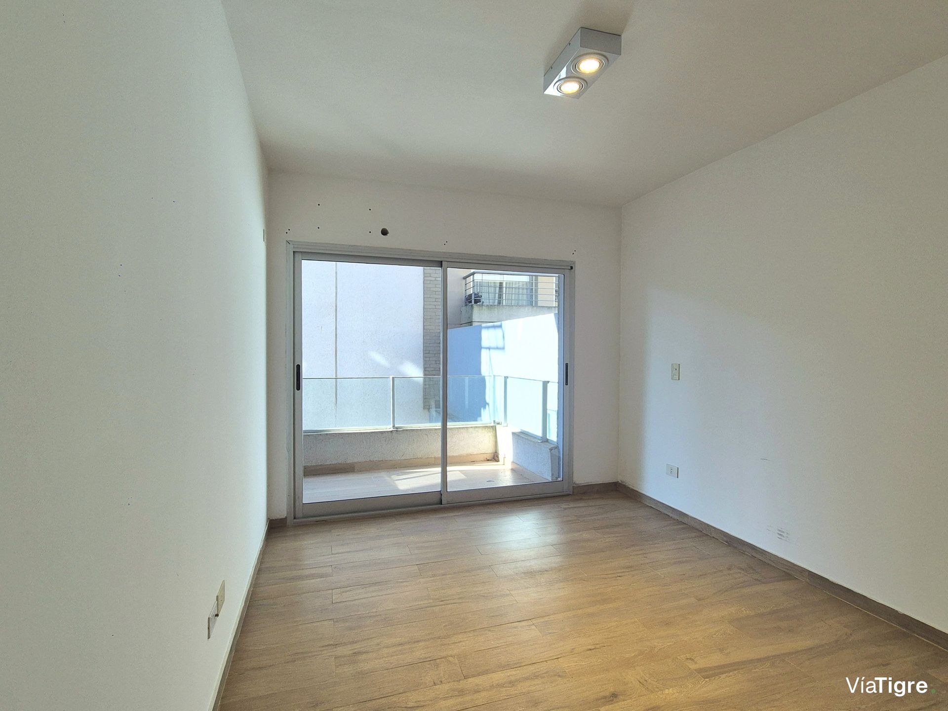 Departamento En Venta Victoria 2 Amb Balcon Coch