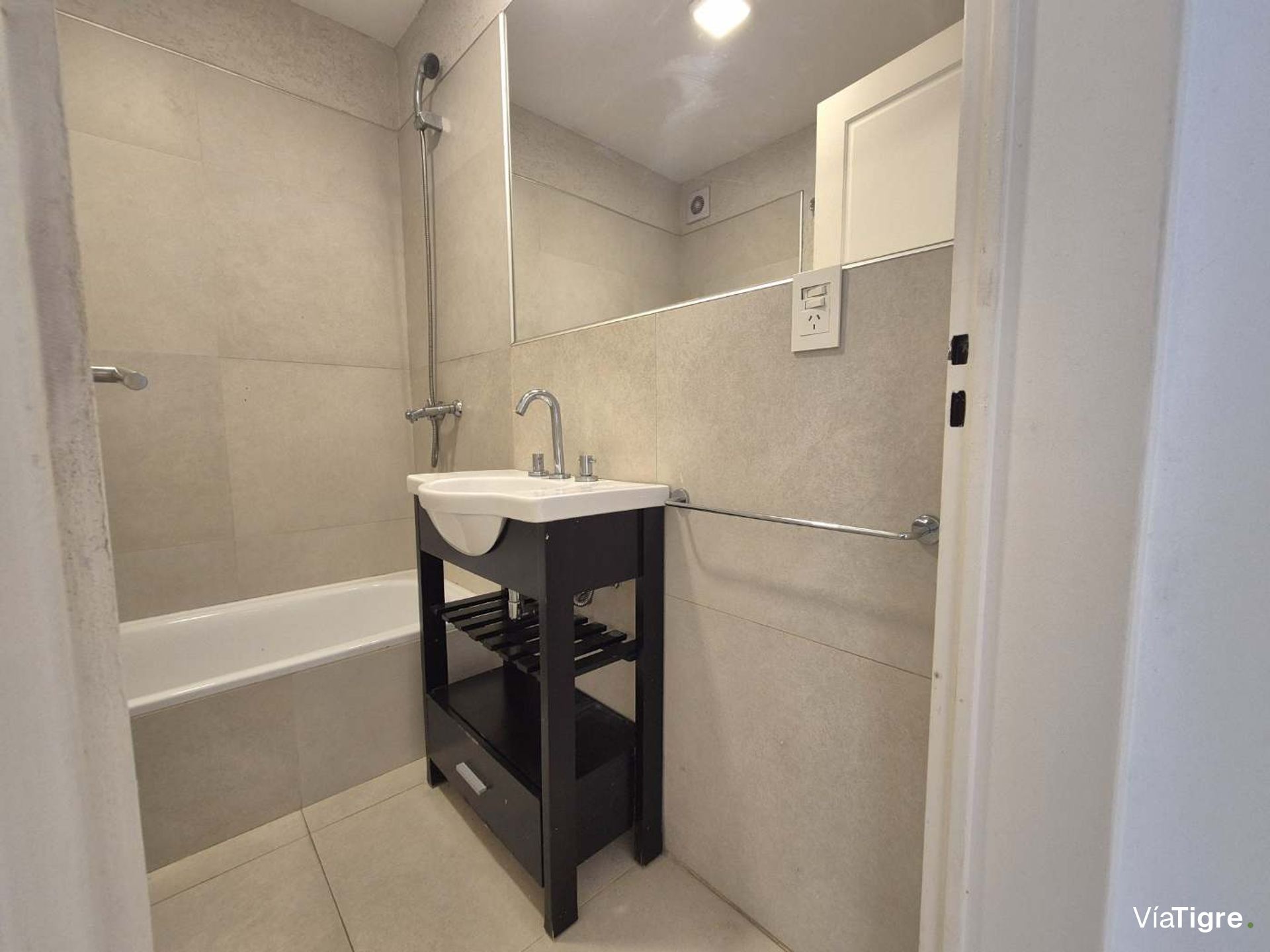Departamento En Venta Victoria 2 Amb Balcon Coch