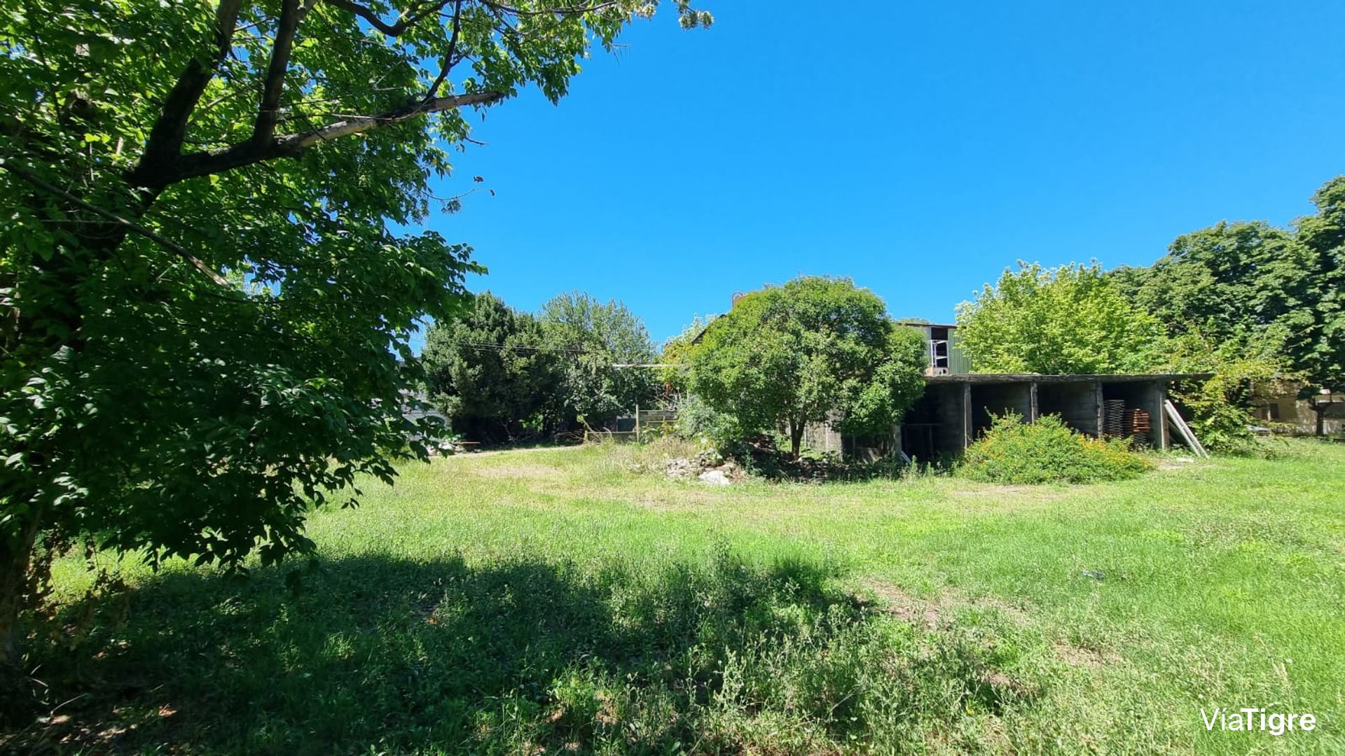 Venta Lote 3000 m2 Boulogne