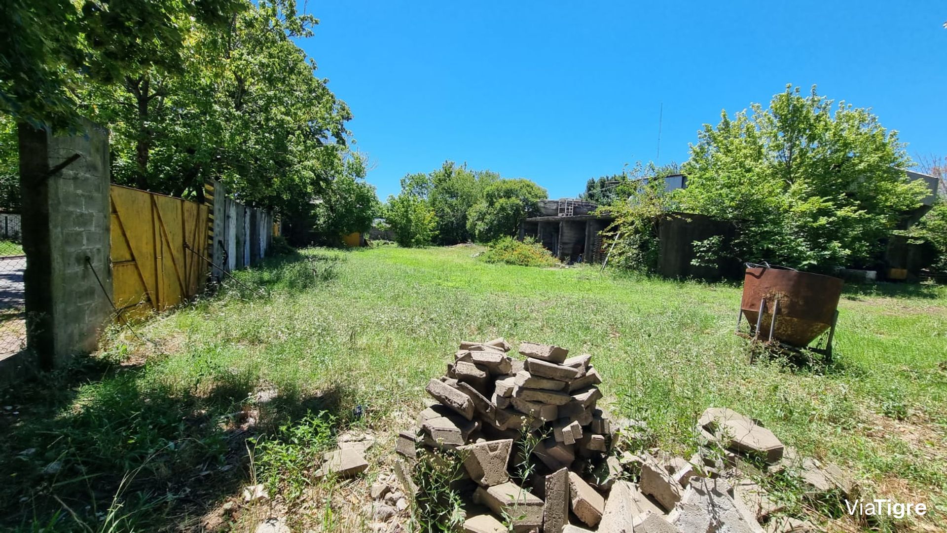 Venta Lote 3000 m2 Boulogne
