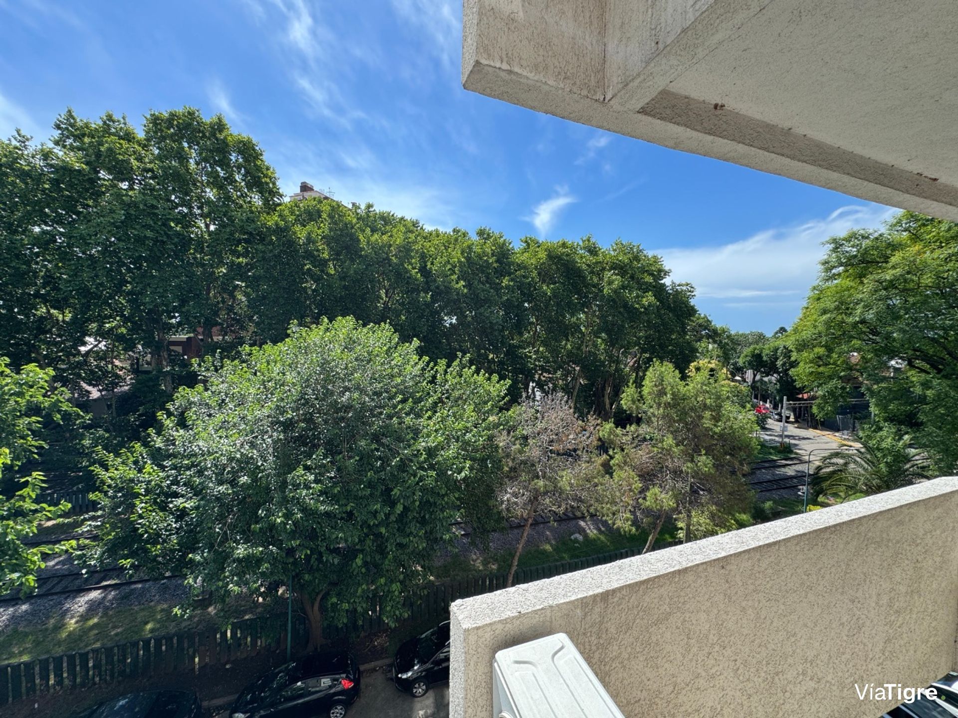 Venta Depto Olivos 4 ambientes 2 cocheras Balcon