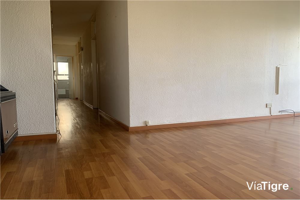Venta Departamento 4 Amb con Balcón, Martinez