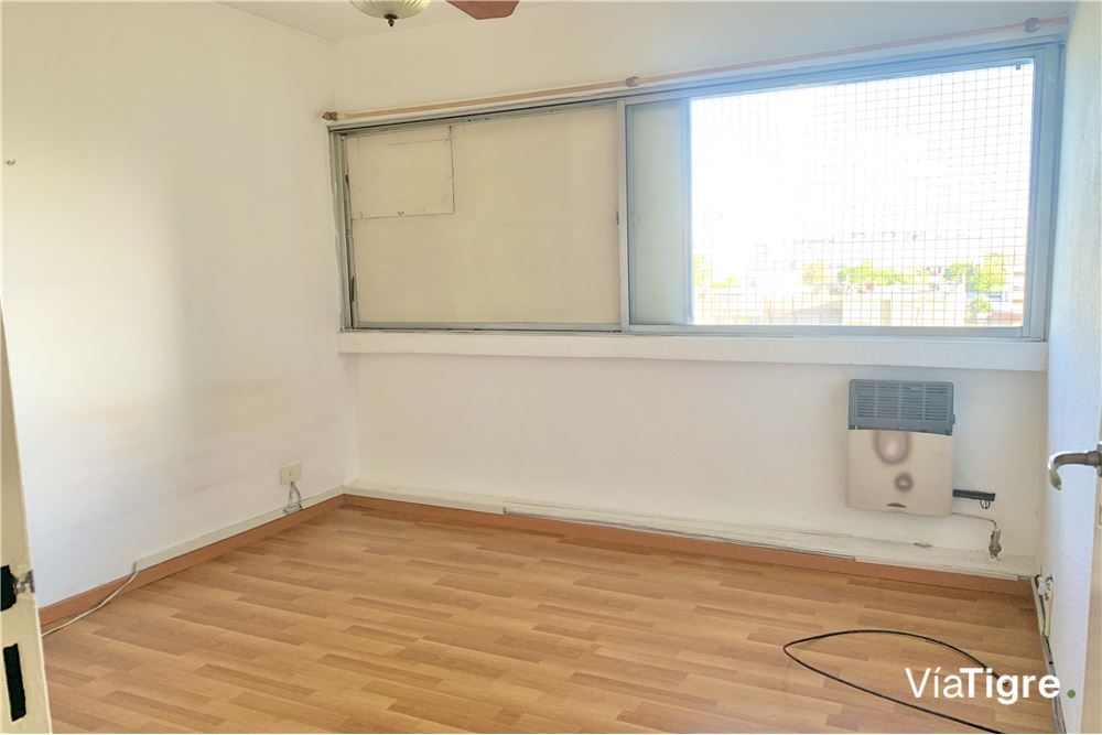 Venta Departamento 4 Amb con Balcón, Martinez