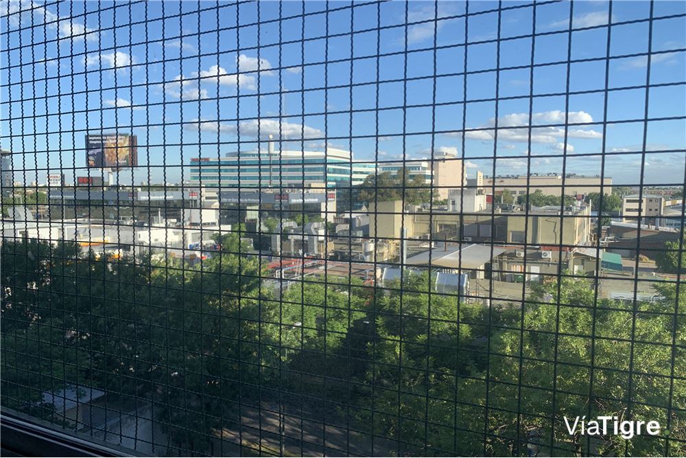 Venta Departamento 4 Amb con Balcón, Martinez