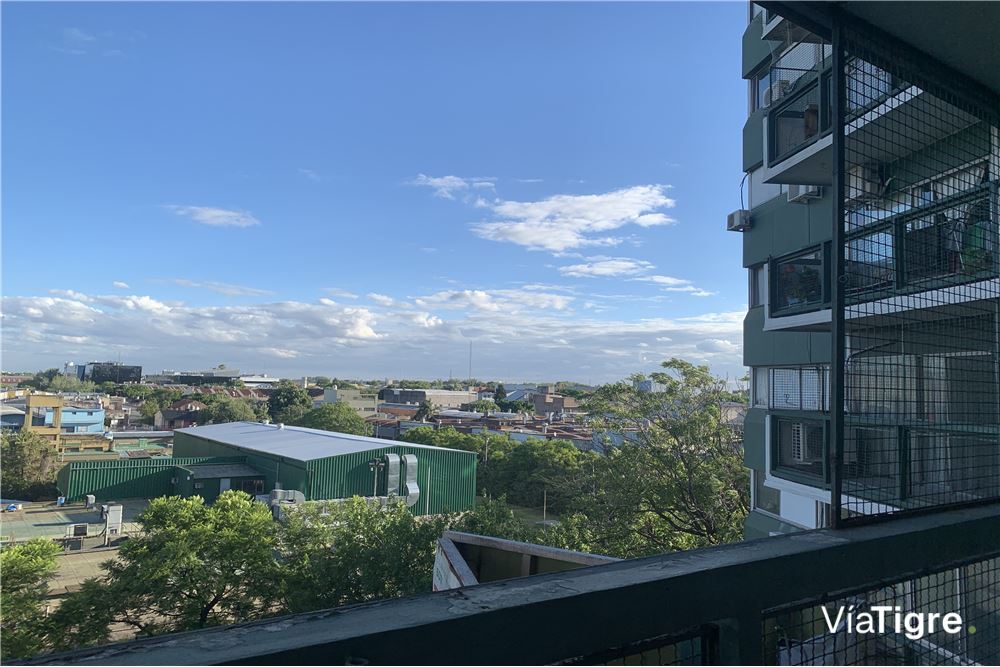 Venta Departamento 4 Amb con Balcón, Martinez