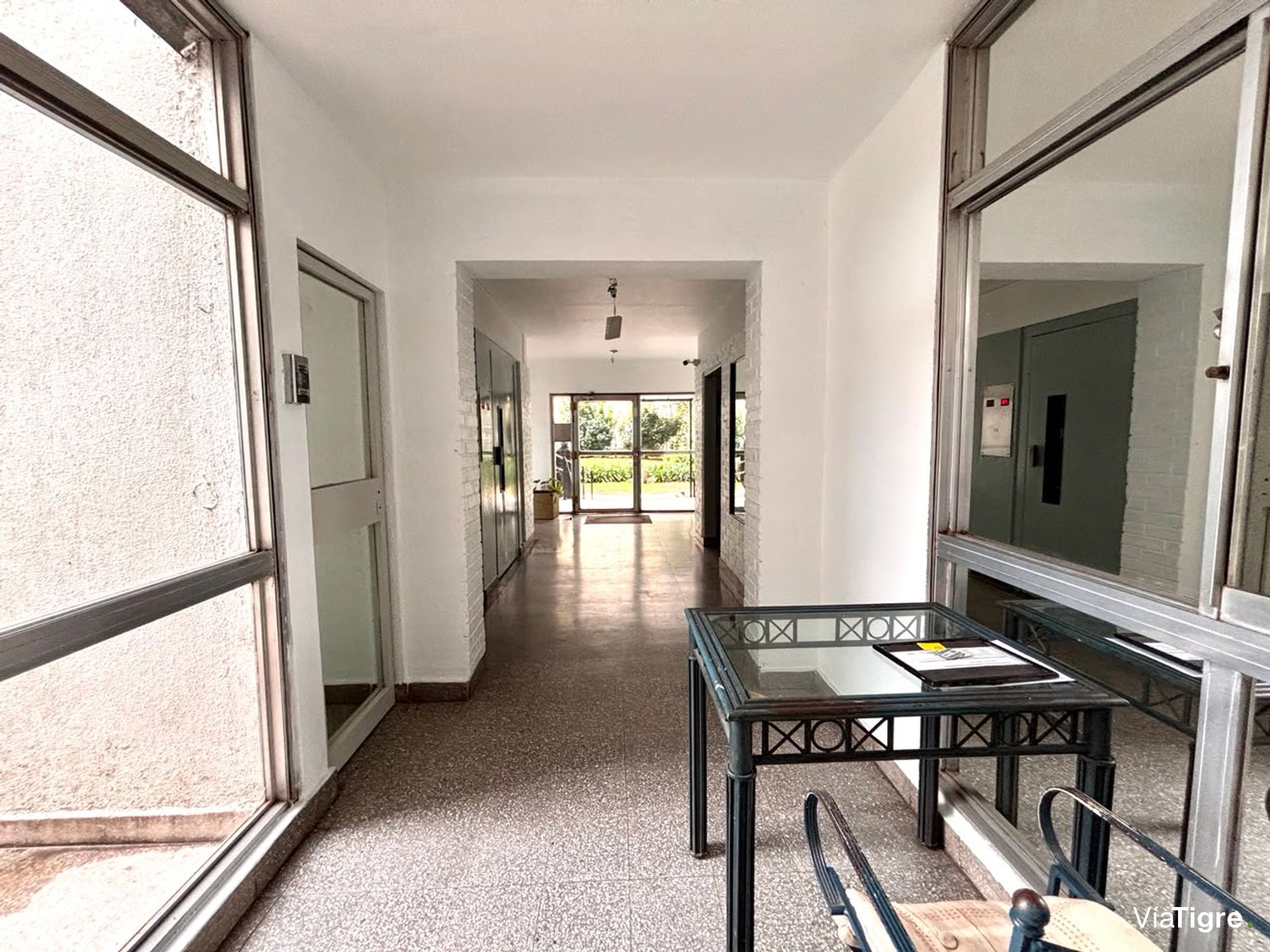 Venta Departamento 4 Amb con Balcón, Martinez