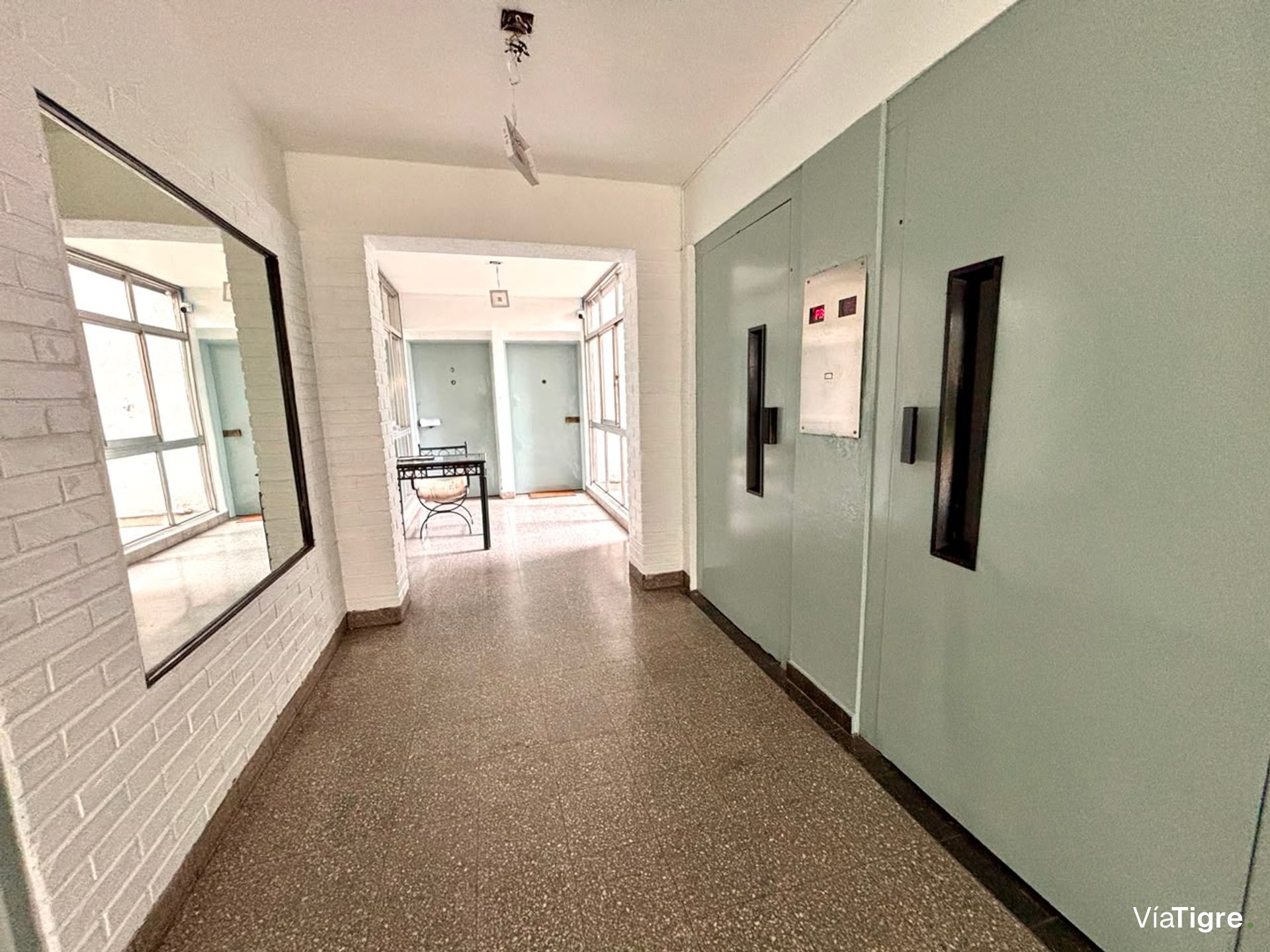 Venta Departamento 4 Amb con Balcón, Martinez