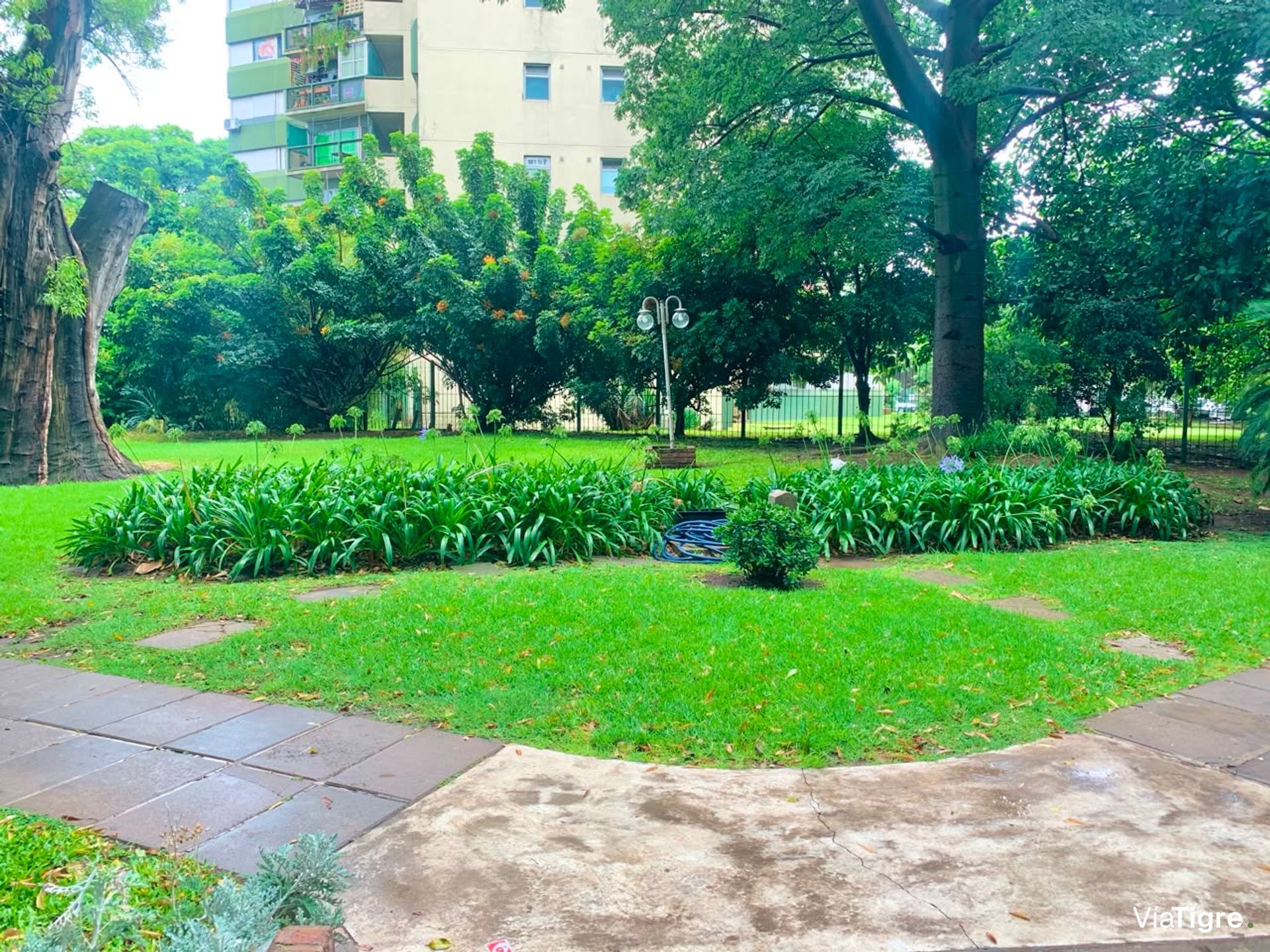 Venta Departamento 4 Amb con Balcón, Martinez