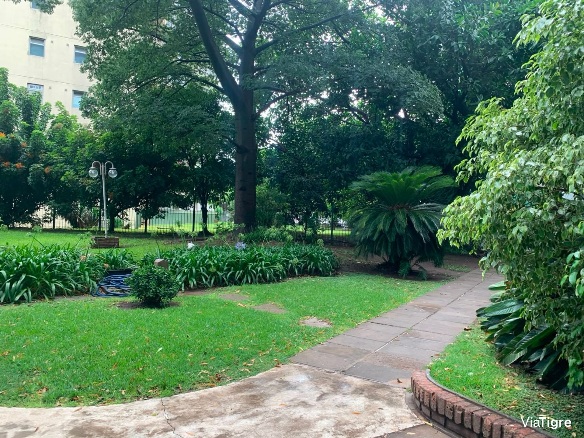 Venta Departamento 4 Amb con Balcón, Martinez