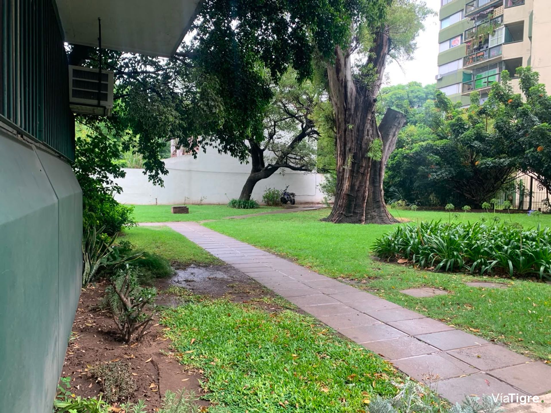 Venta Departamento 4 Amb con Balcón, Martinez