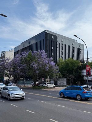 Alq Oficinas En Vicente Lopez Con 6 Coch A Estr
