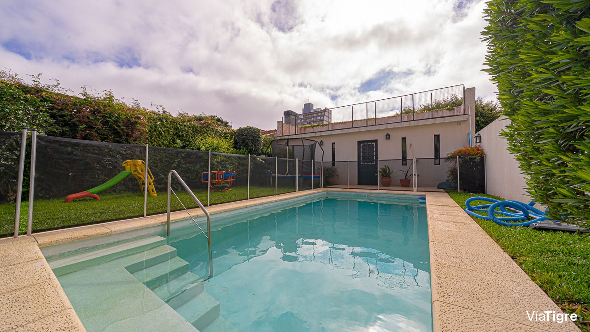 Venta Casa Olivos Centro 5 Ambientes