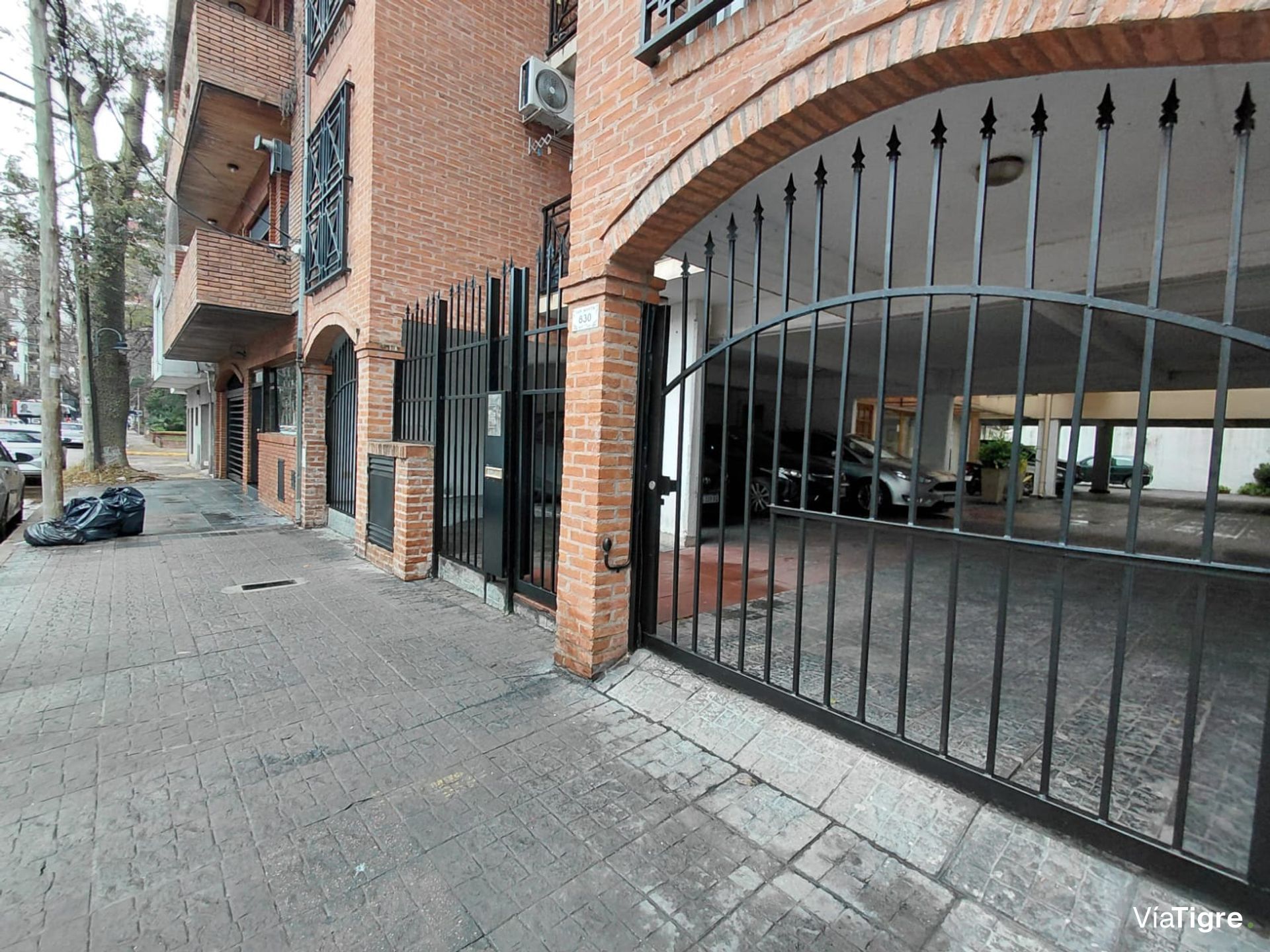 Venta Cochera Fija en Vicente Lopez