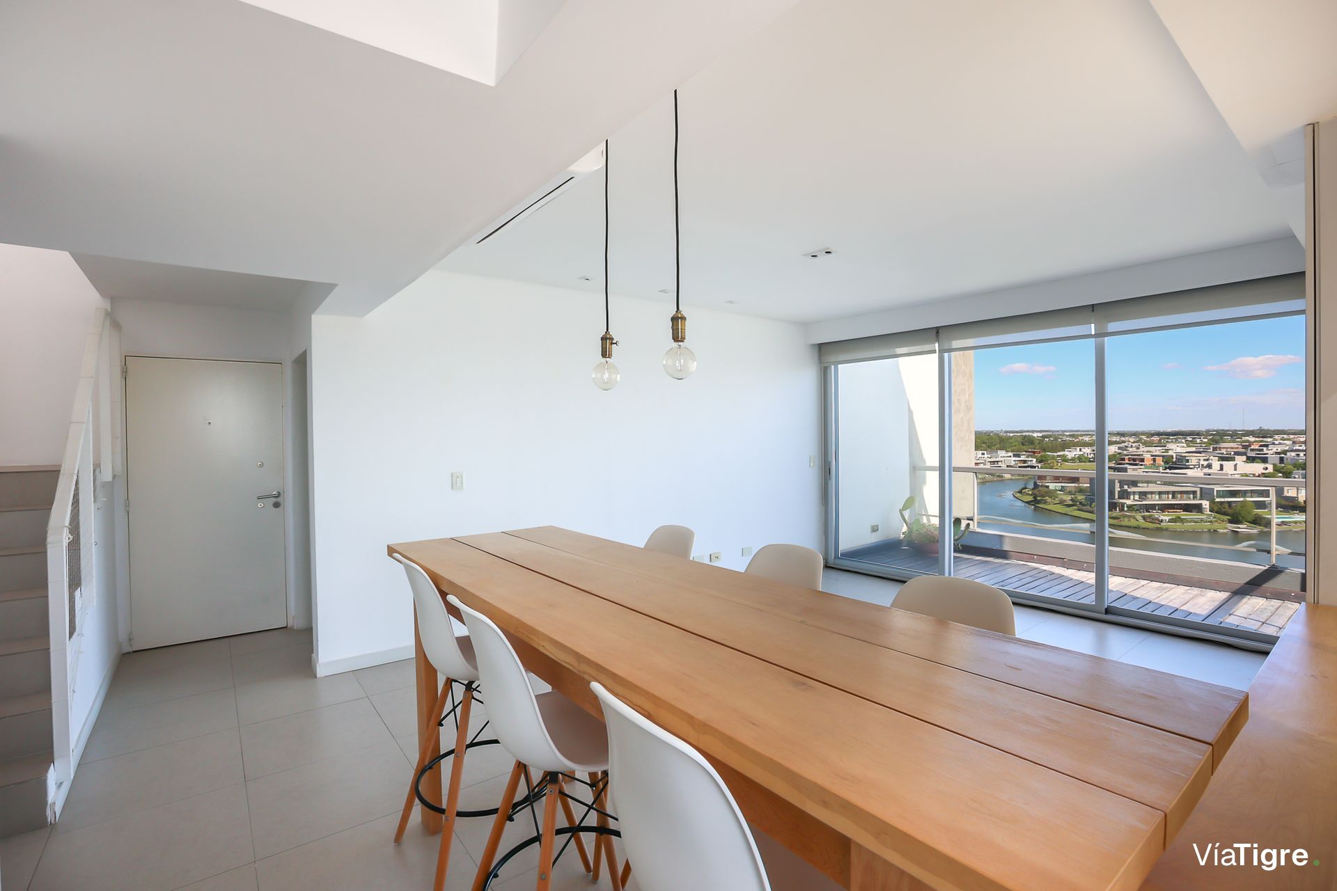 Venta Dpto Tipo Duplex 5 Amb/Islas De Golf/Permuta