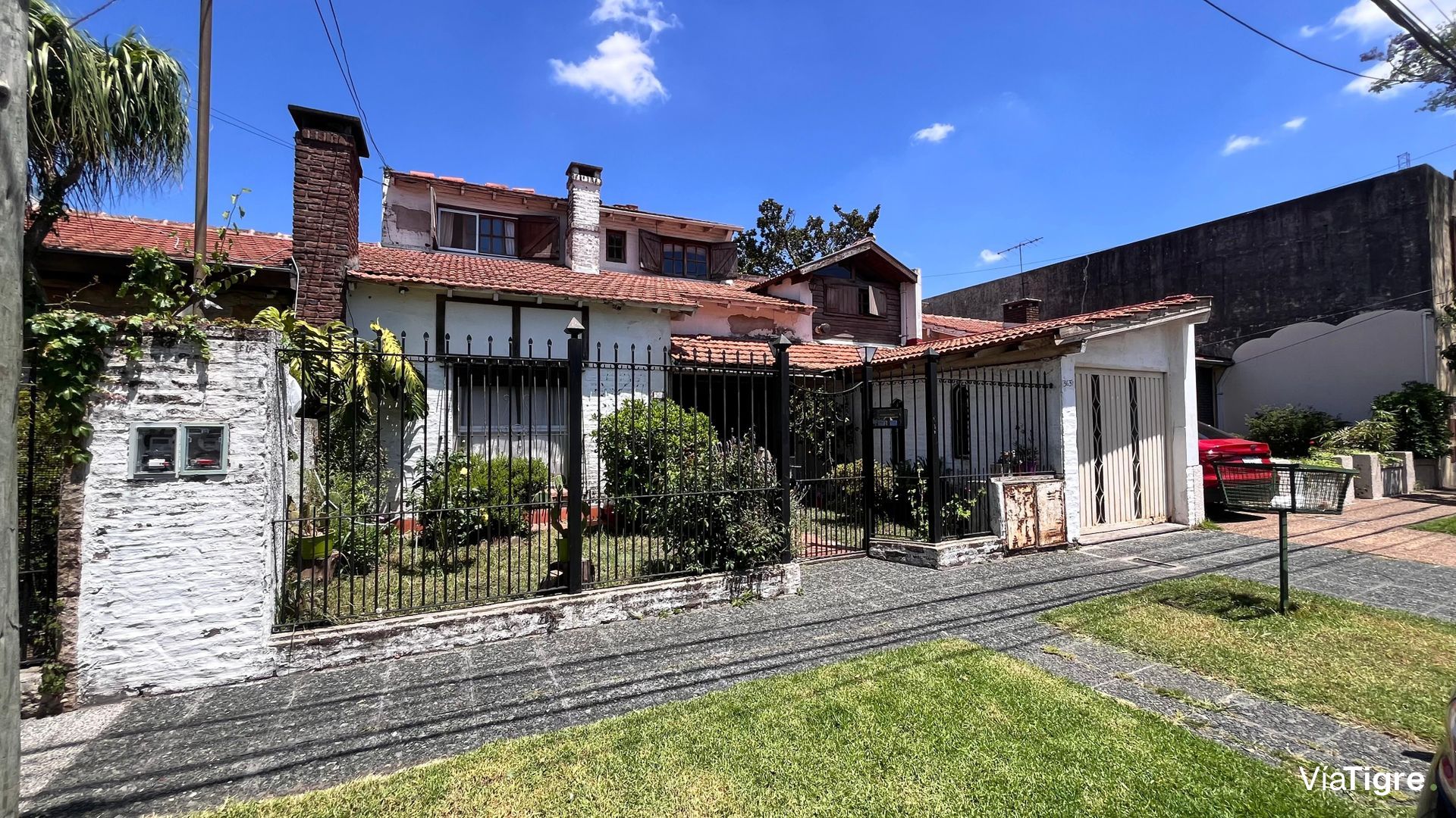 Venta Casa Multifamiliar En Carapachay Lote Propio