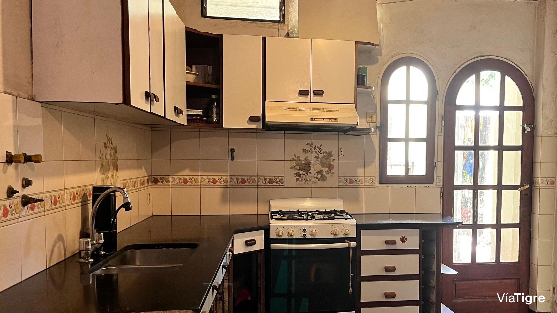 Casa En Venta En Carapachay Multifamiliar