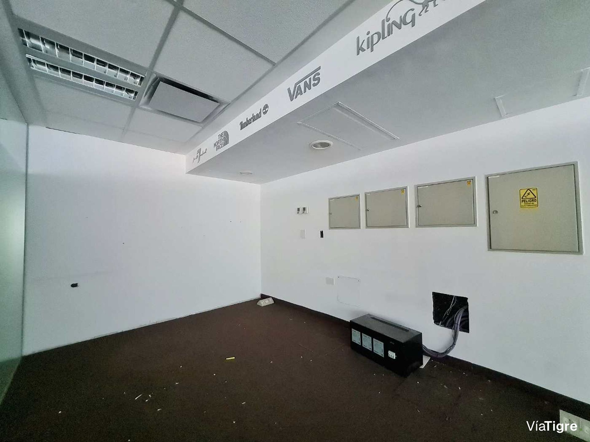Venta Edificio En Block 3.600 M2 Florida V. Lopez.