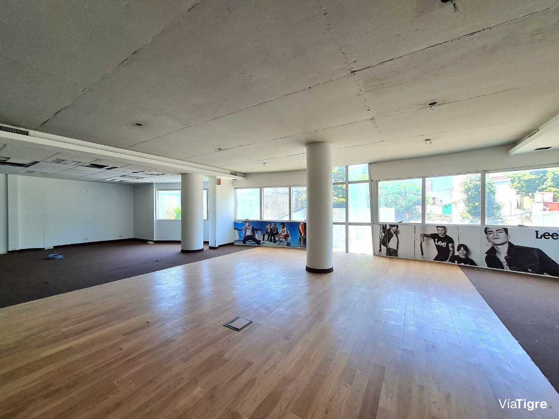 Venta Edificio En Block 3.600 M2 Florida V. Lopez.