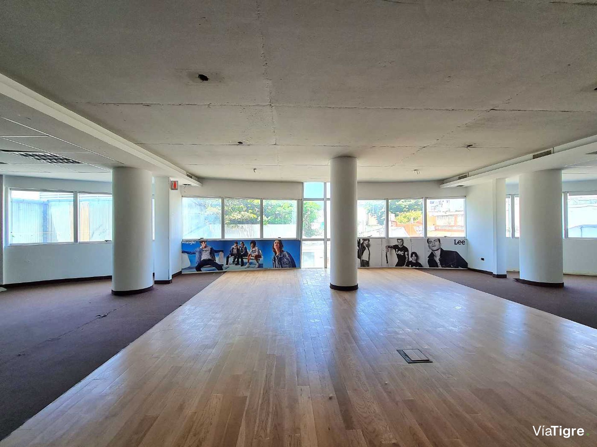 Venta Edificio En Block 3.600 M2 Florida V. Lopez.