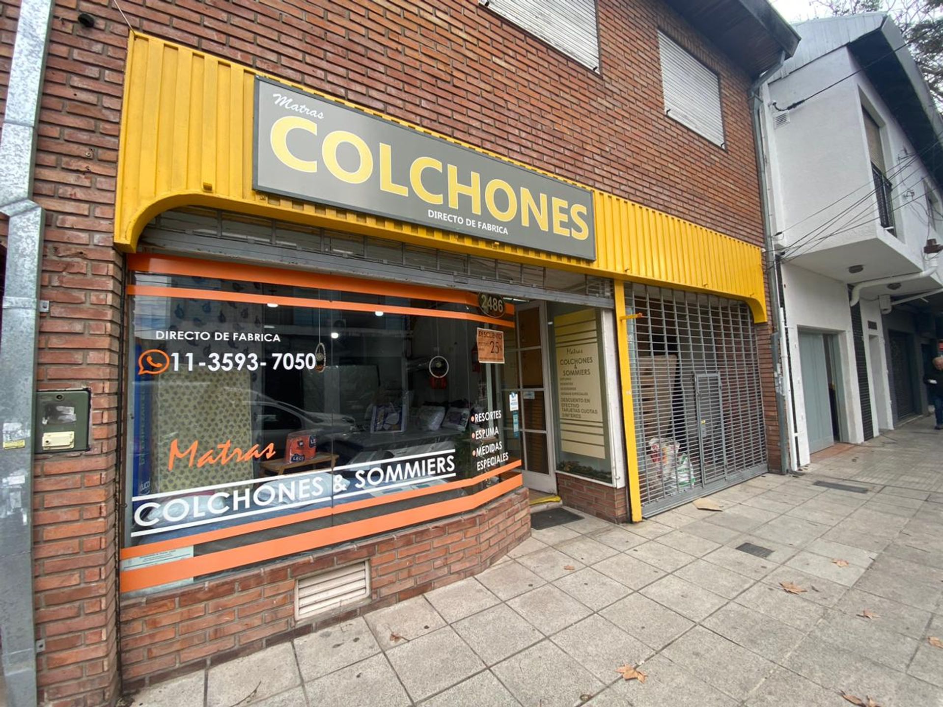 Commercial Space on Munro Facing Front