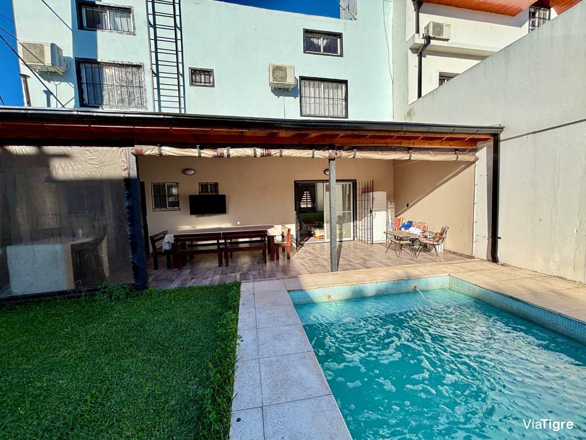 Alquiler Casa Amoblada, 6 amb, Pileta, Martinez